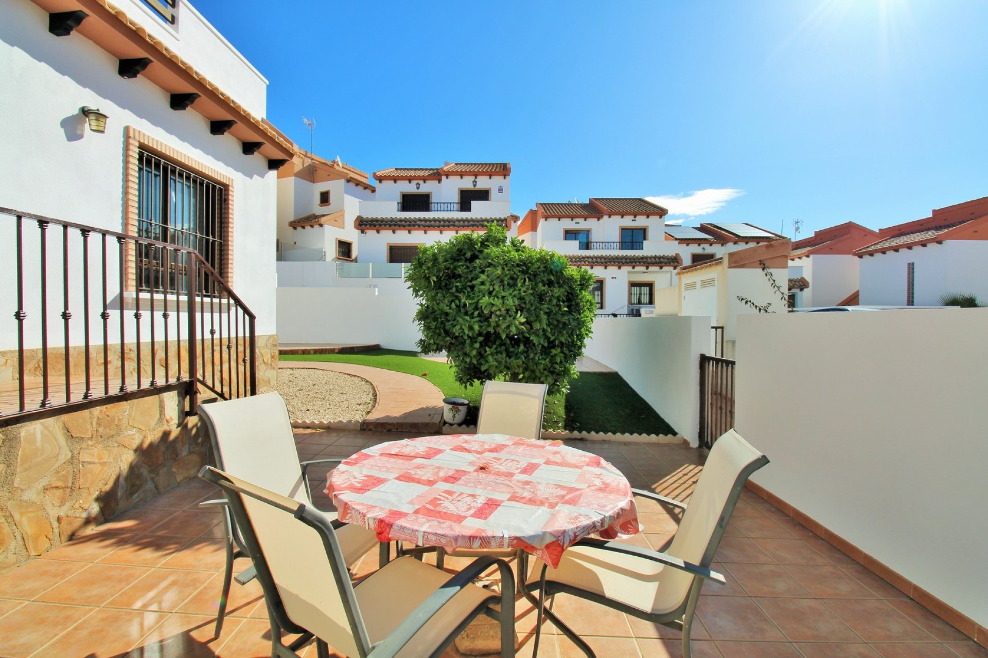 Resale - Villa * - Villamartin - PAU 8 *