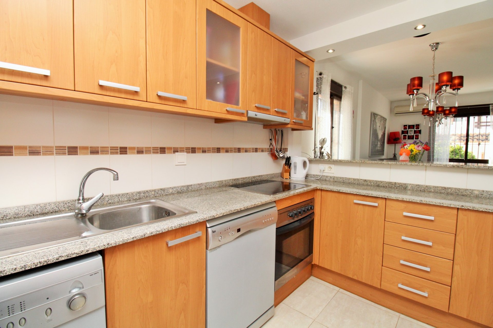 Resale - Villa * - Villamartin - PAU 8 *