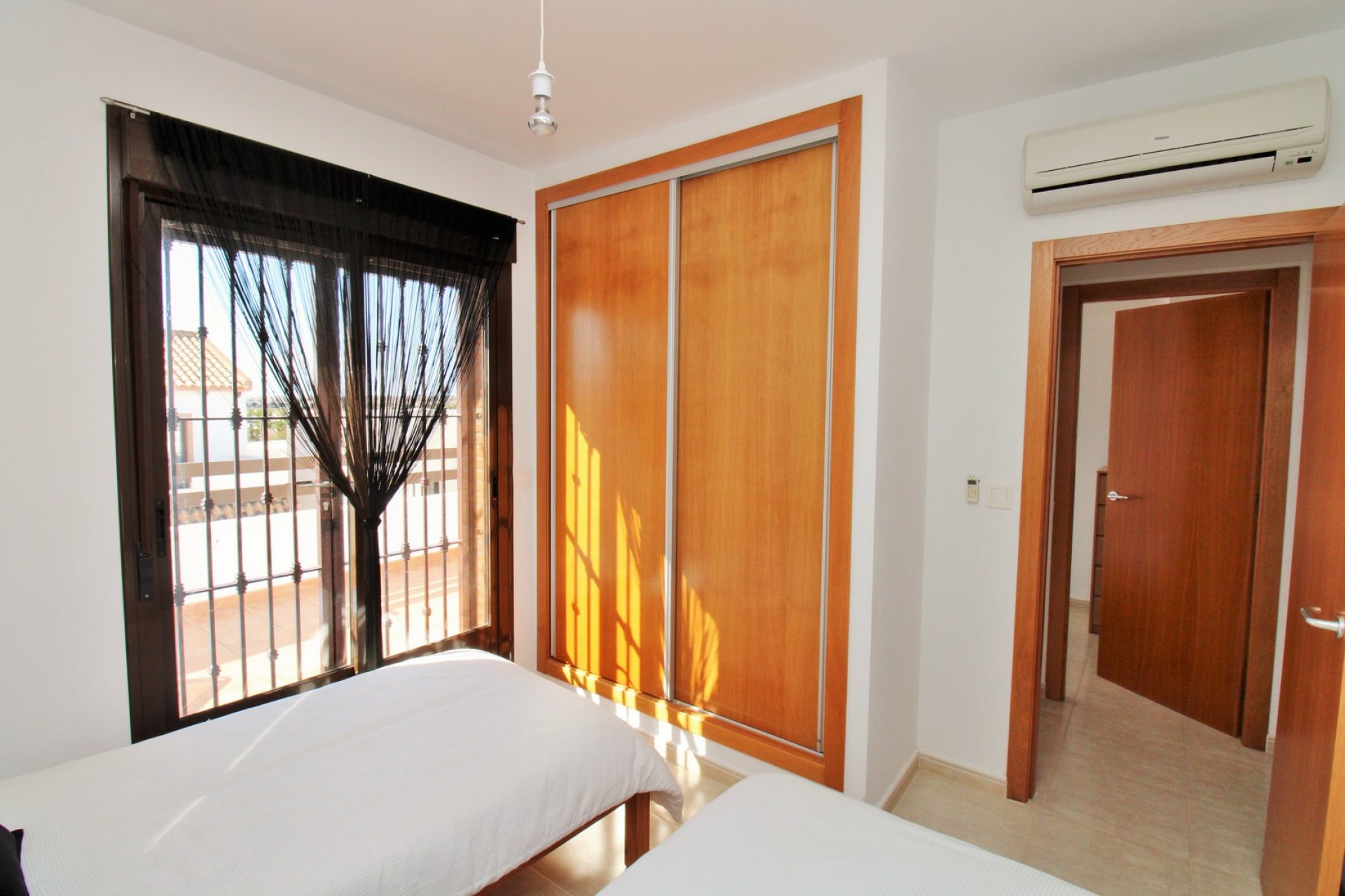 Resale - Villa * - Villamartin - PAU 8 *