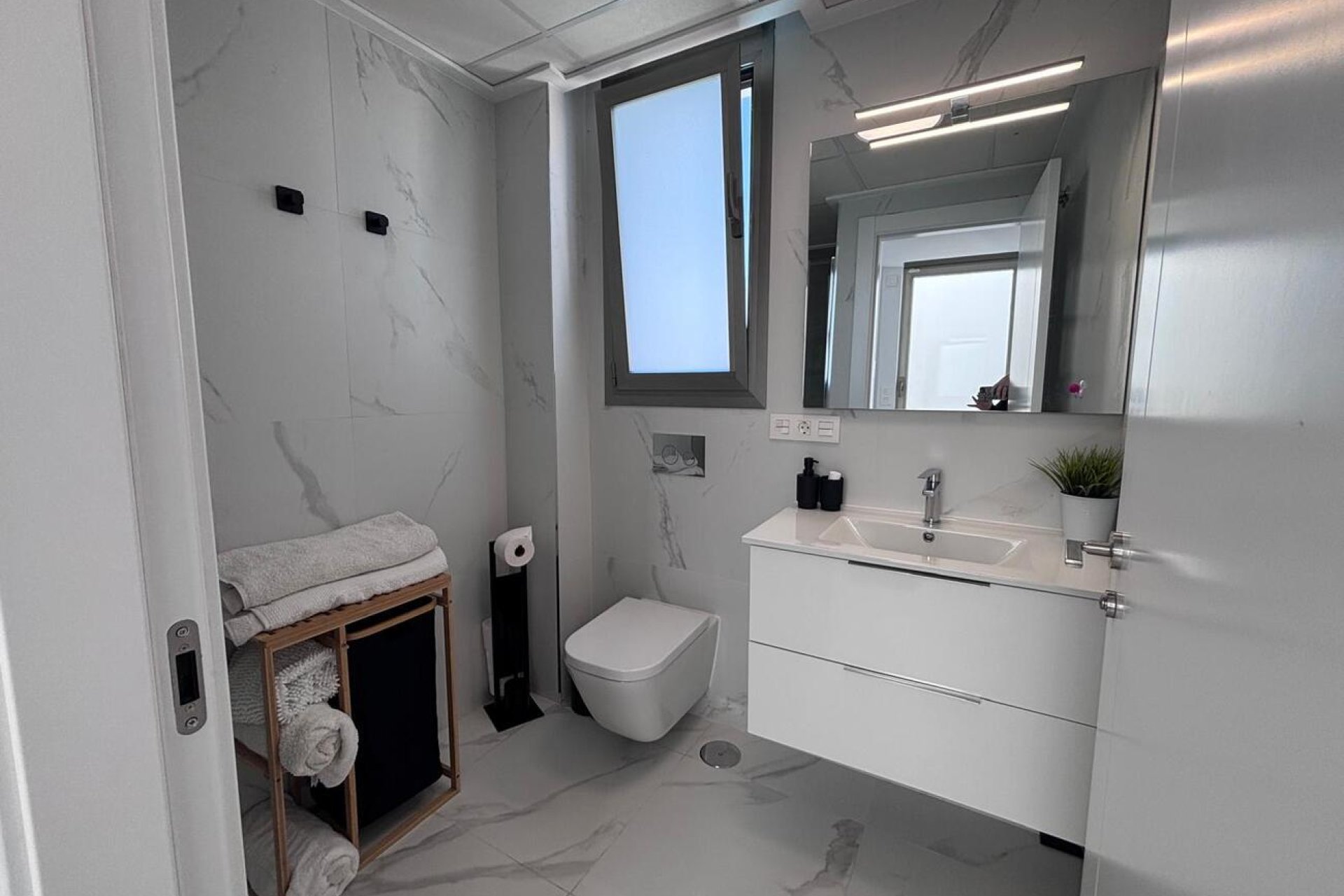 Resale - Villa * - Villamartin * - PAU 8 *