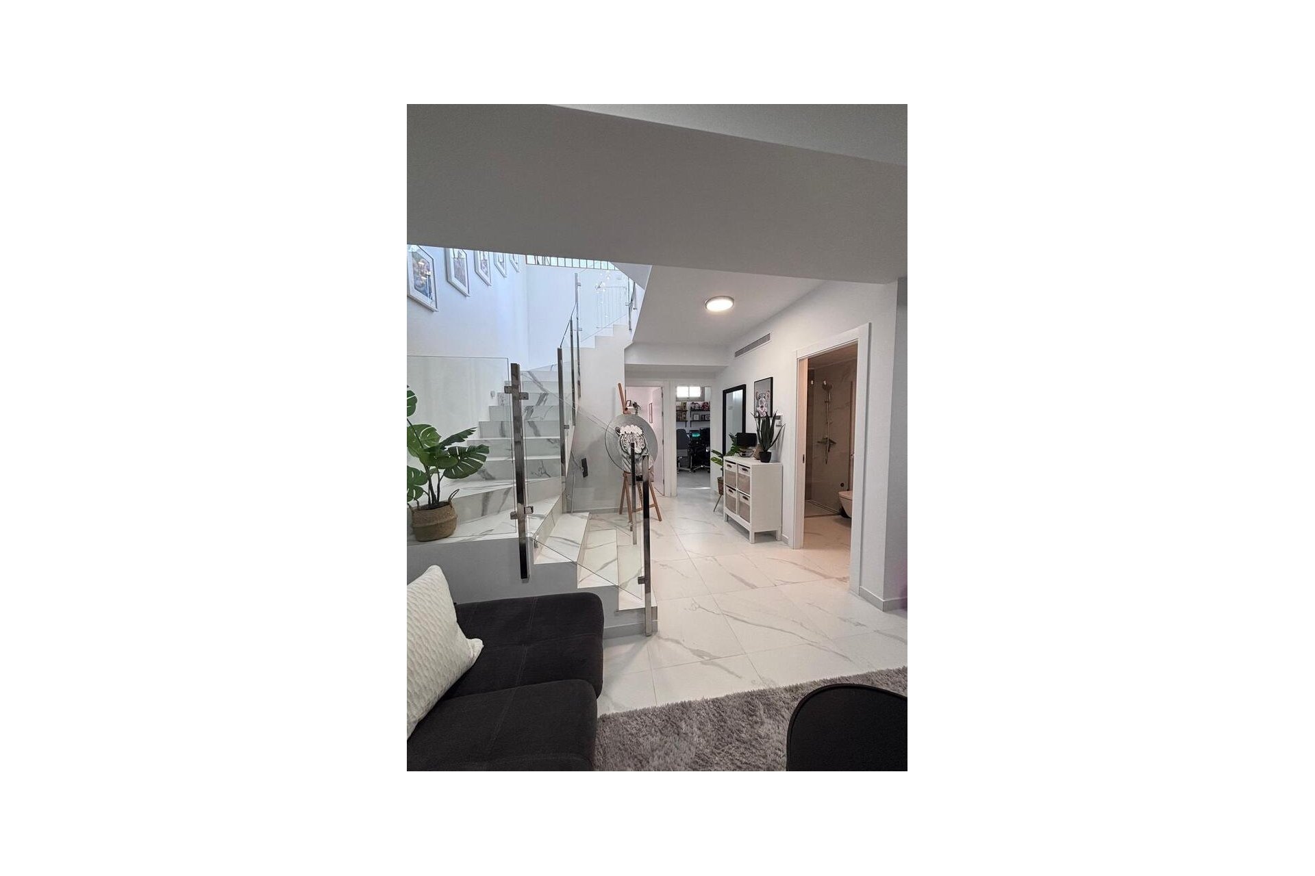 Resale - Villa * - Villamartin * - PAU 8 *