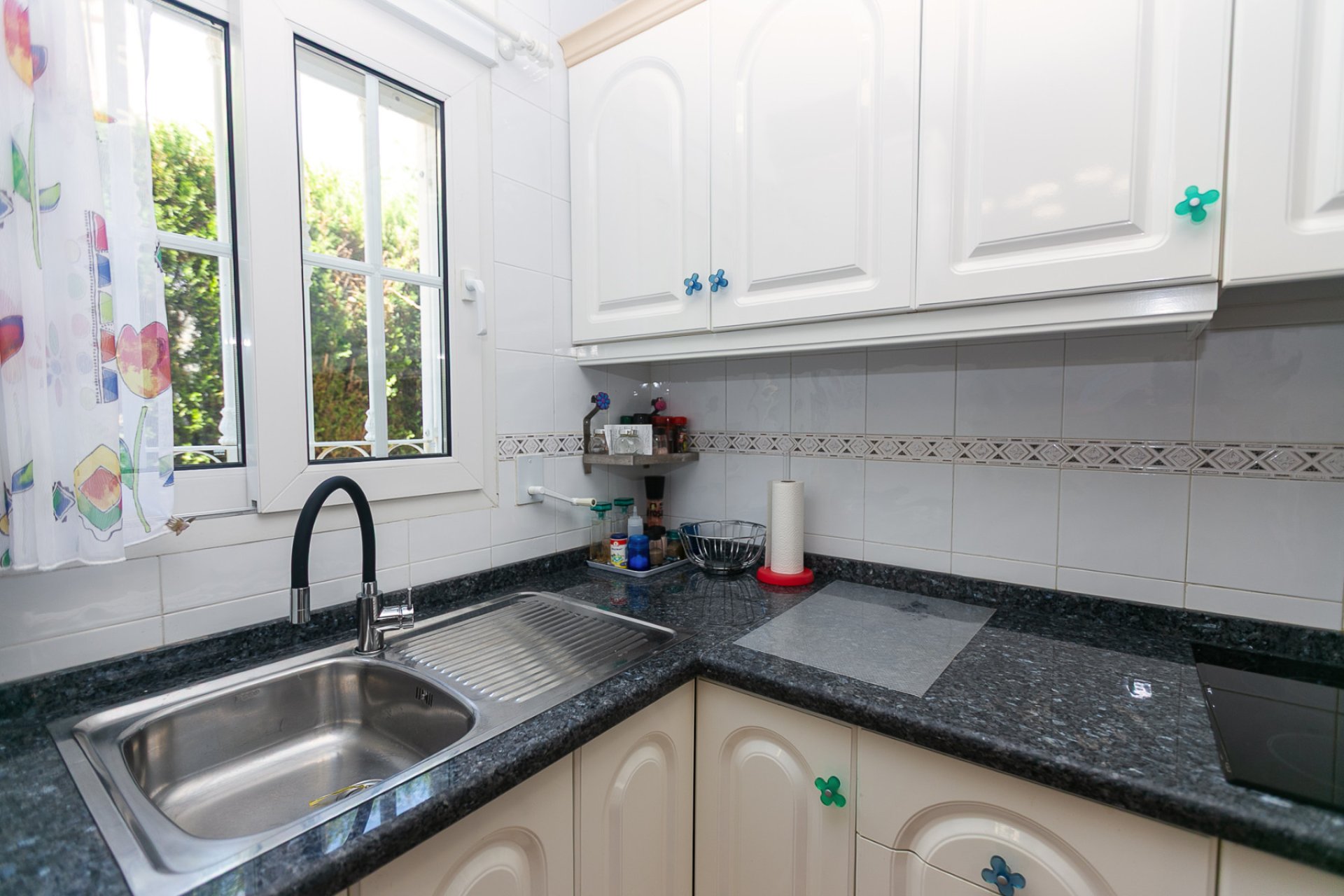 Resale - Villa * - Villamartin * - Rioja