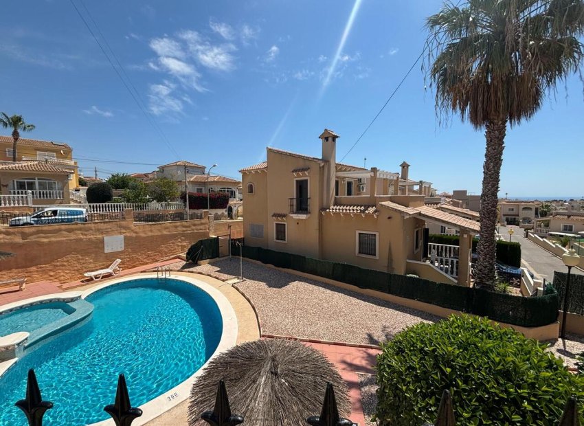 Resale - Villa - Villamartin - Villamartín