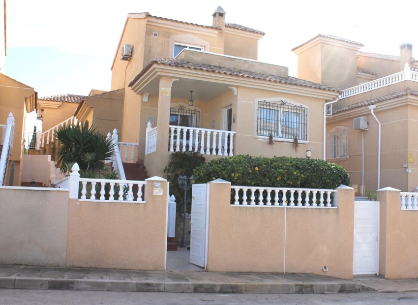 Resale - Villa - Villamartin - Villamartín