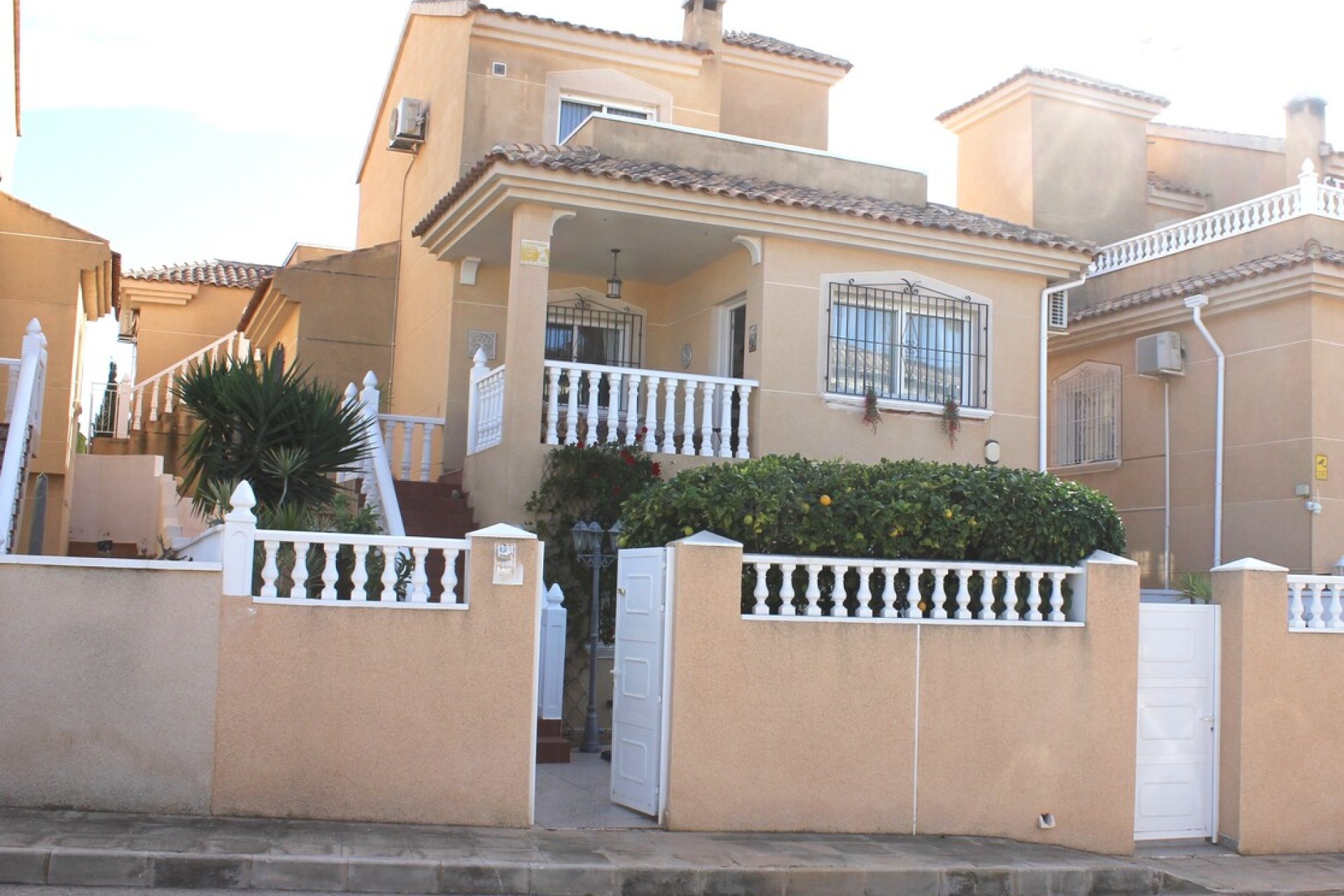 Resale - Villa - Villamartin - Villamartín