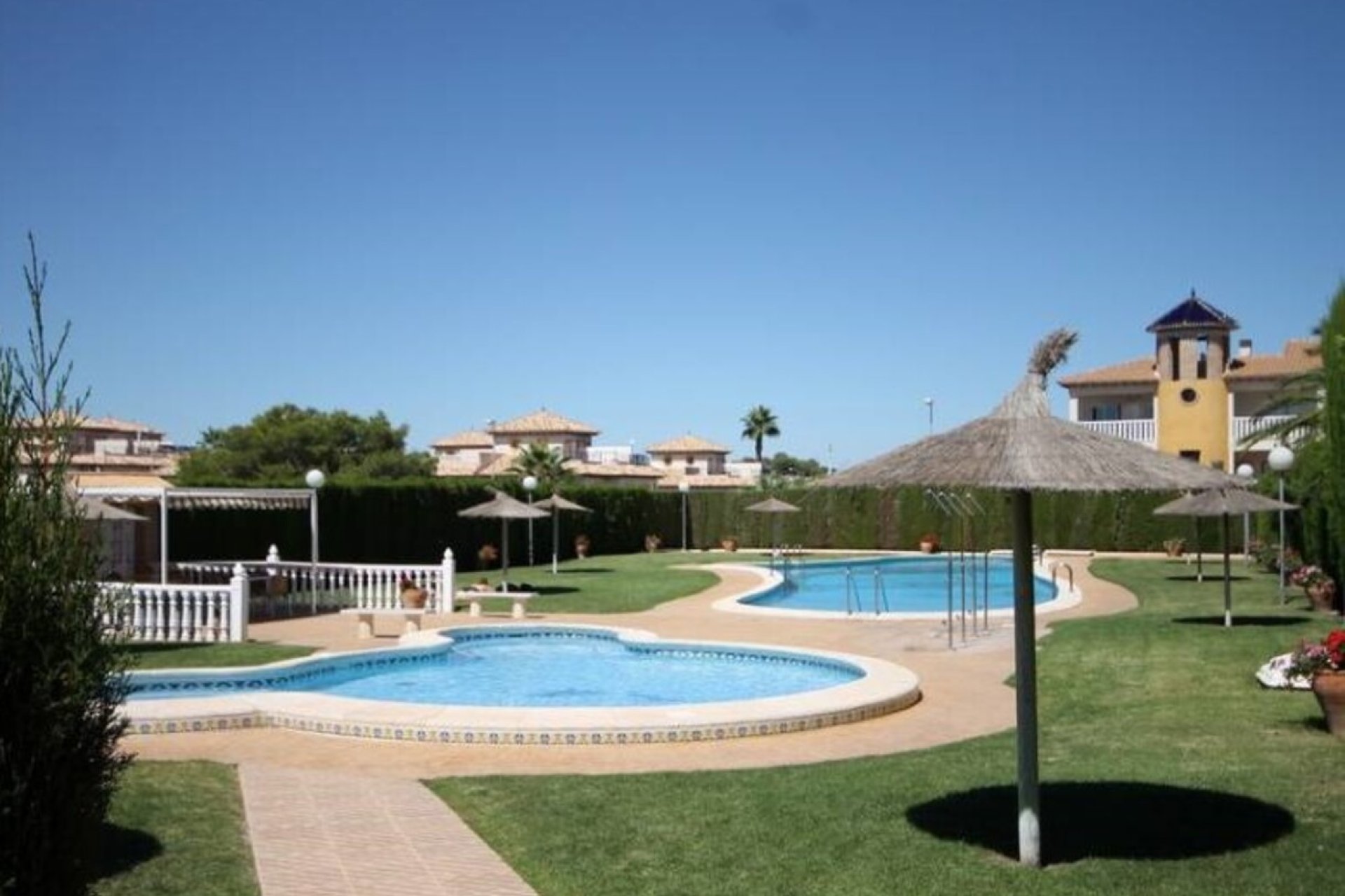 Resale - Villa - Villamartin - Villamartín