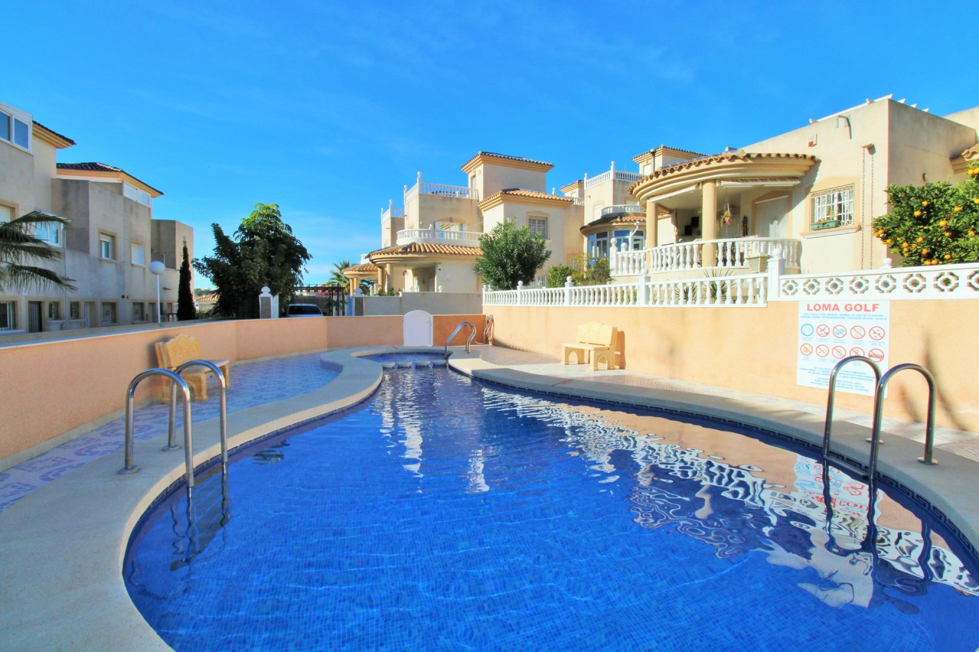 Resale - Villa - Villamartin - Villamartín