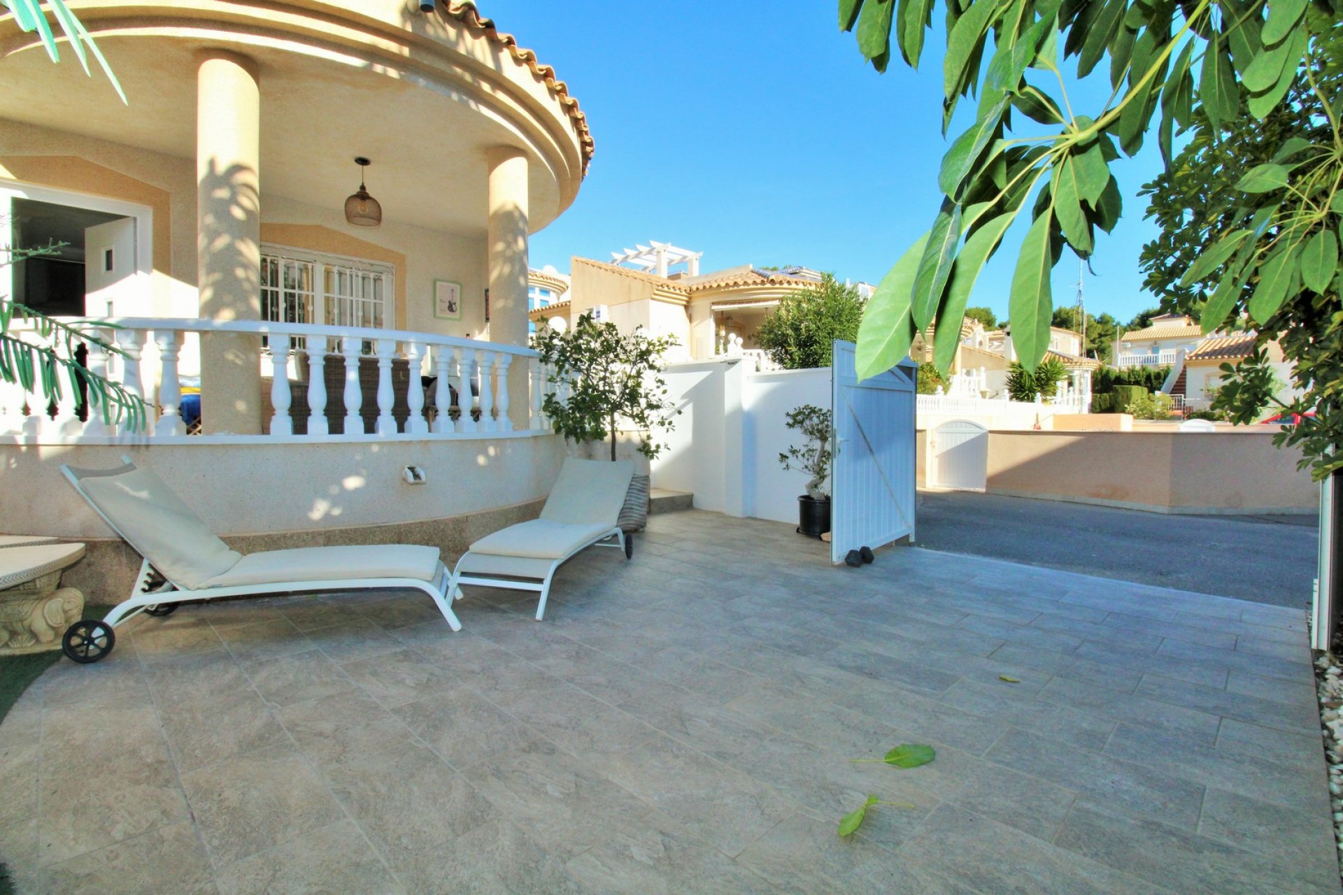 Resale - Villa - Villamartin - Villamartín