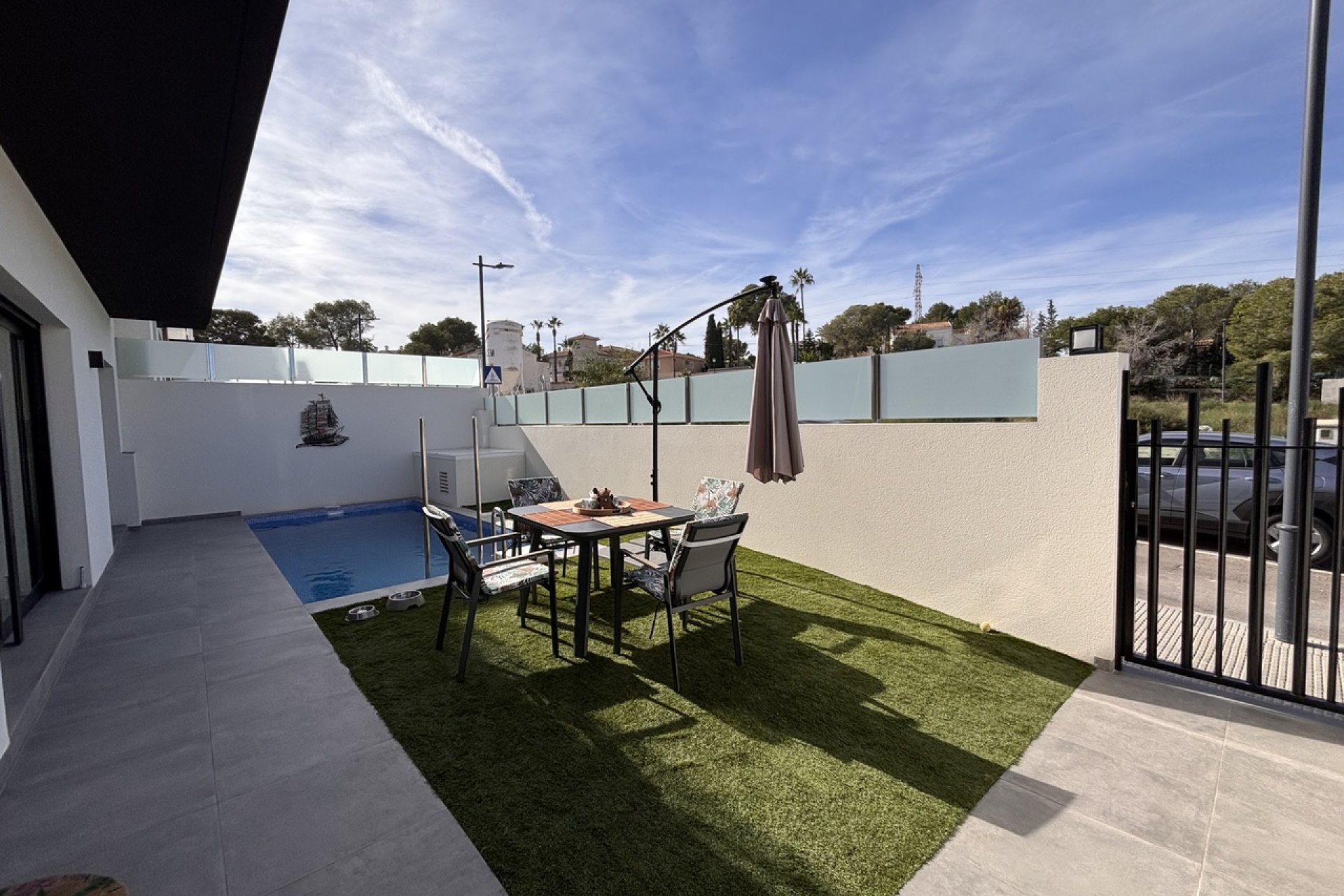 Resale - Villa * - Villamartin - Villamartín * 