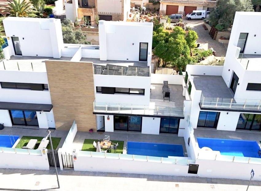 Resale - Villa * - Villamartin * - Villamartín * 