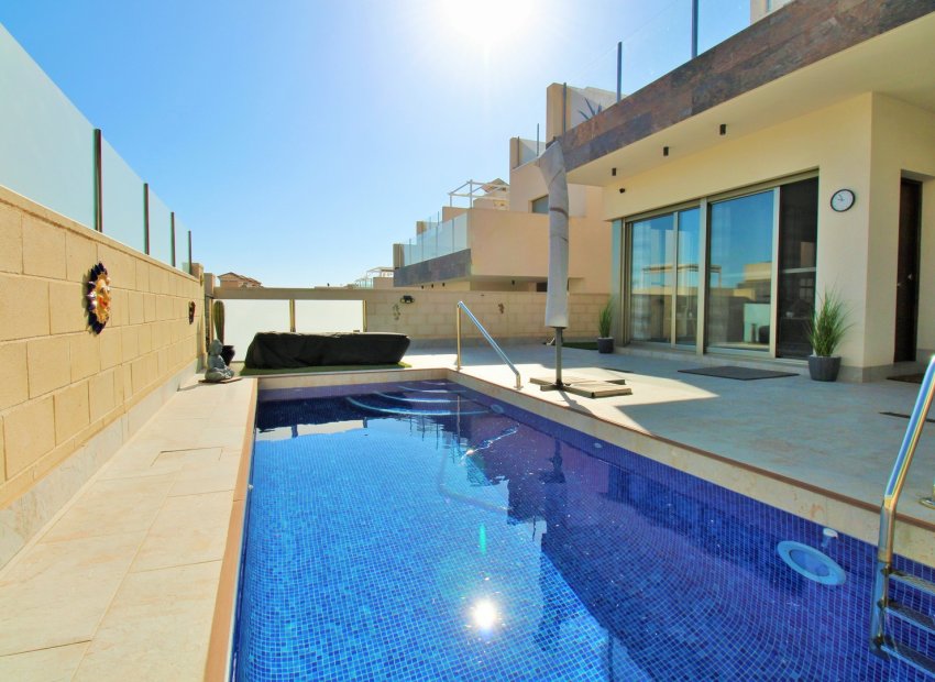 Resale - Villa * - Villamartin * - Villamartín * 