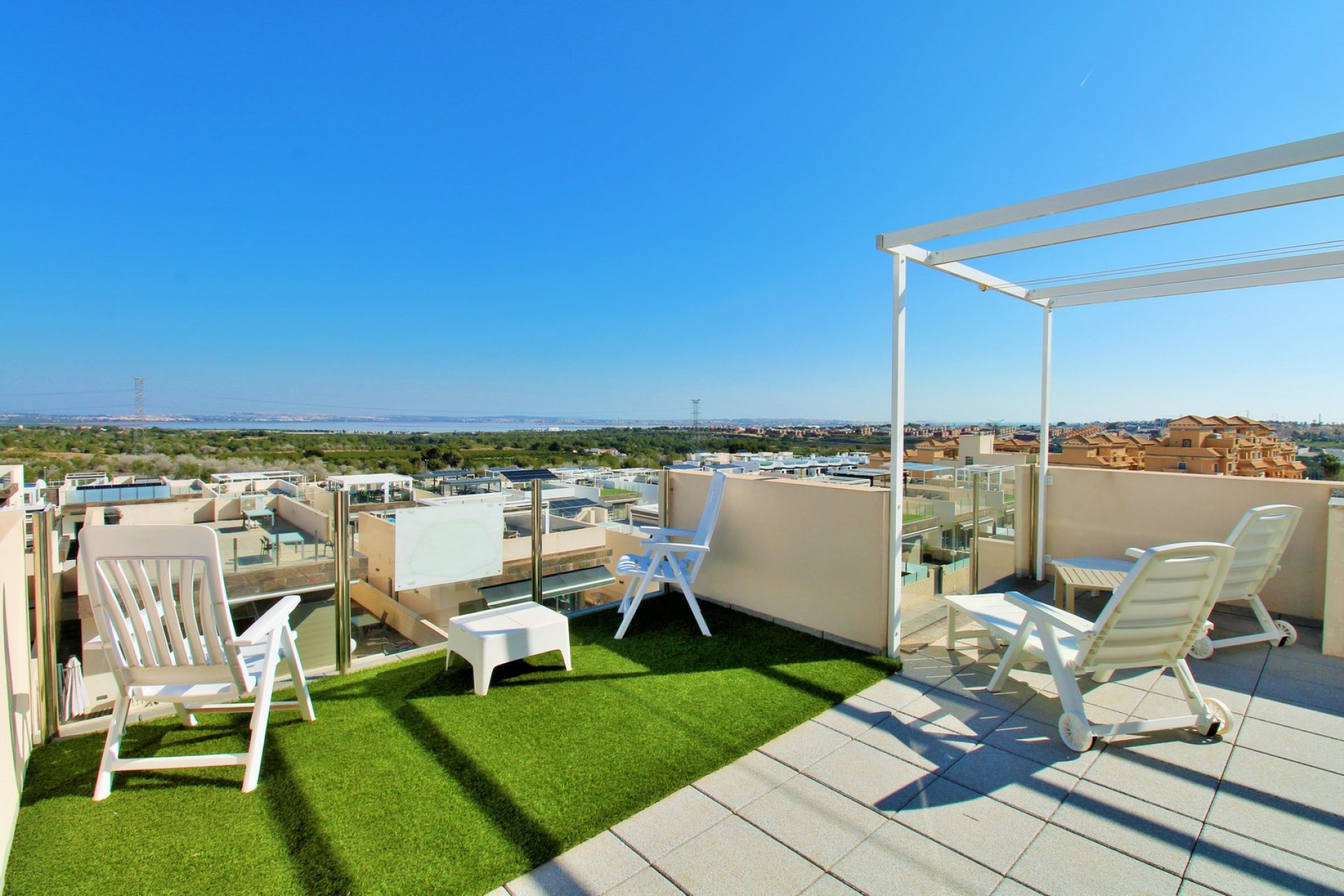 Resale - Villa * - Villamartin * - Villamartín * 