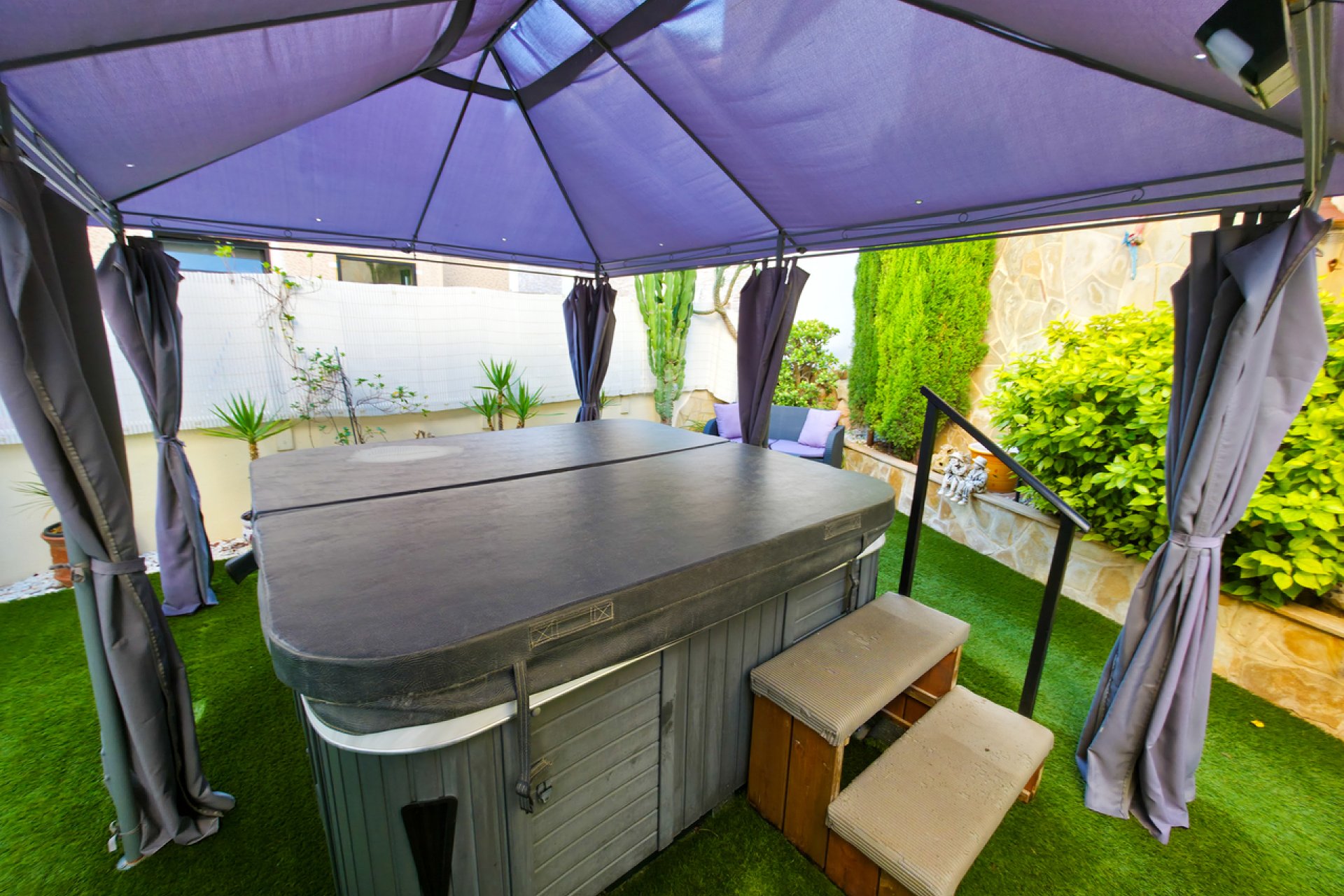 Resale - Villa * - Villamartin * - Villamartín * 