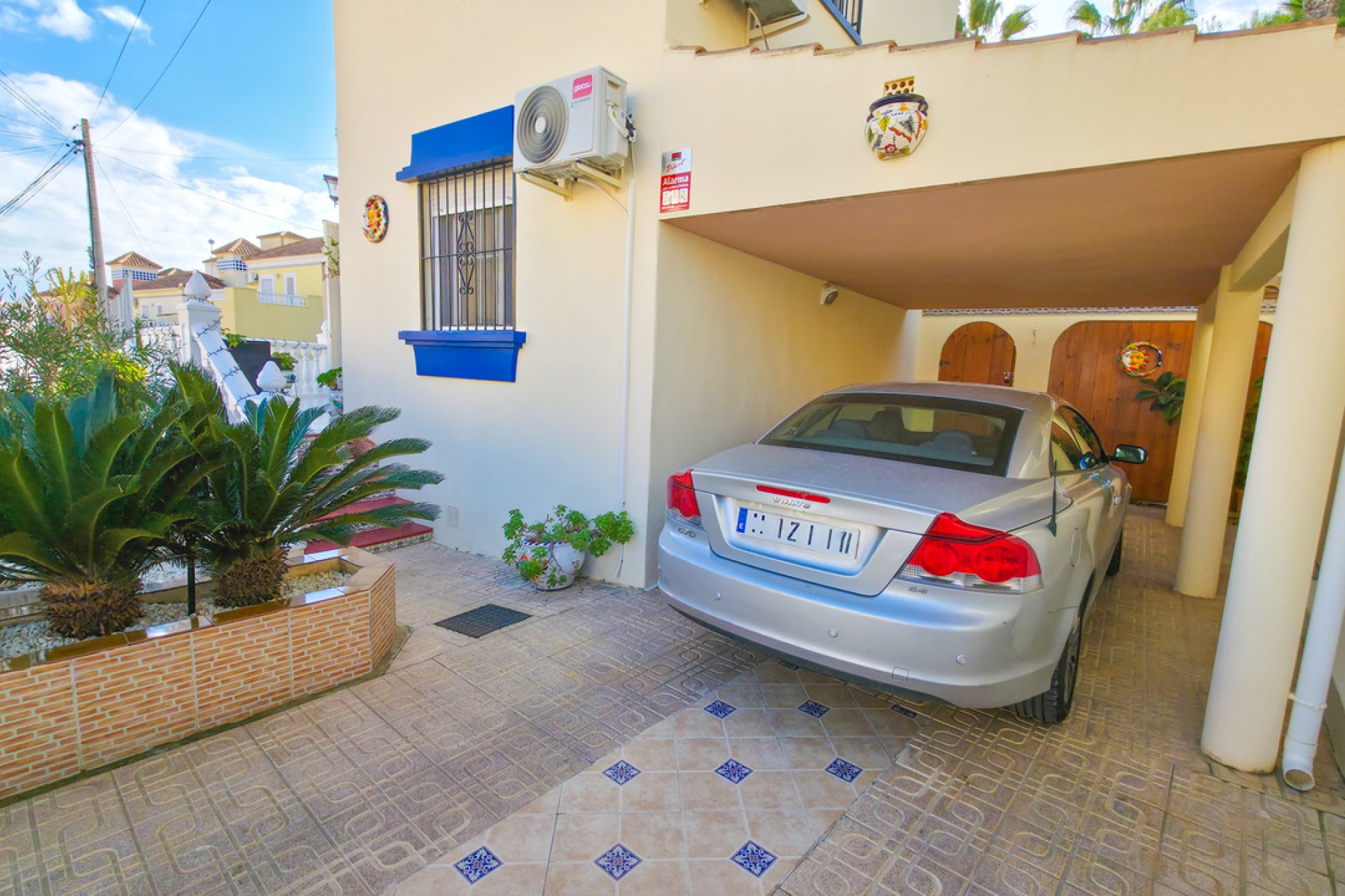 Resale - Villa * - Villamartin * - Villamartín * 