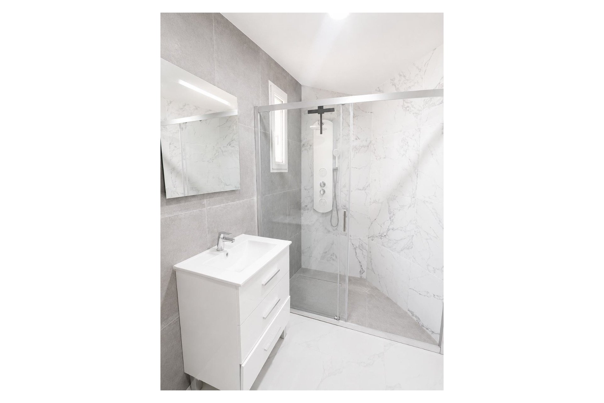 Resale - Villa * - Villamartin * - Villamartín * 