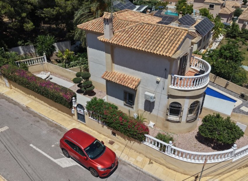 Resale - Villa * - Villamartin * - Villamartín * 