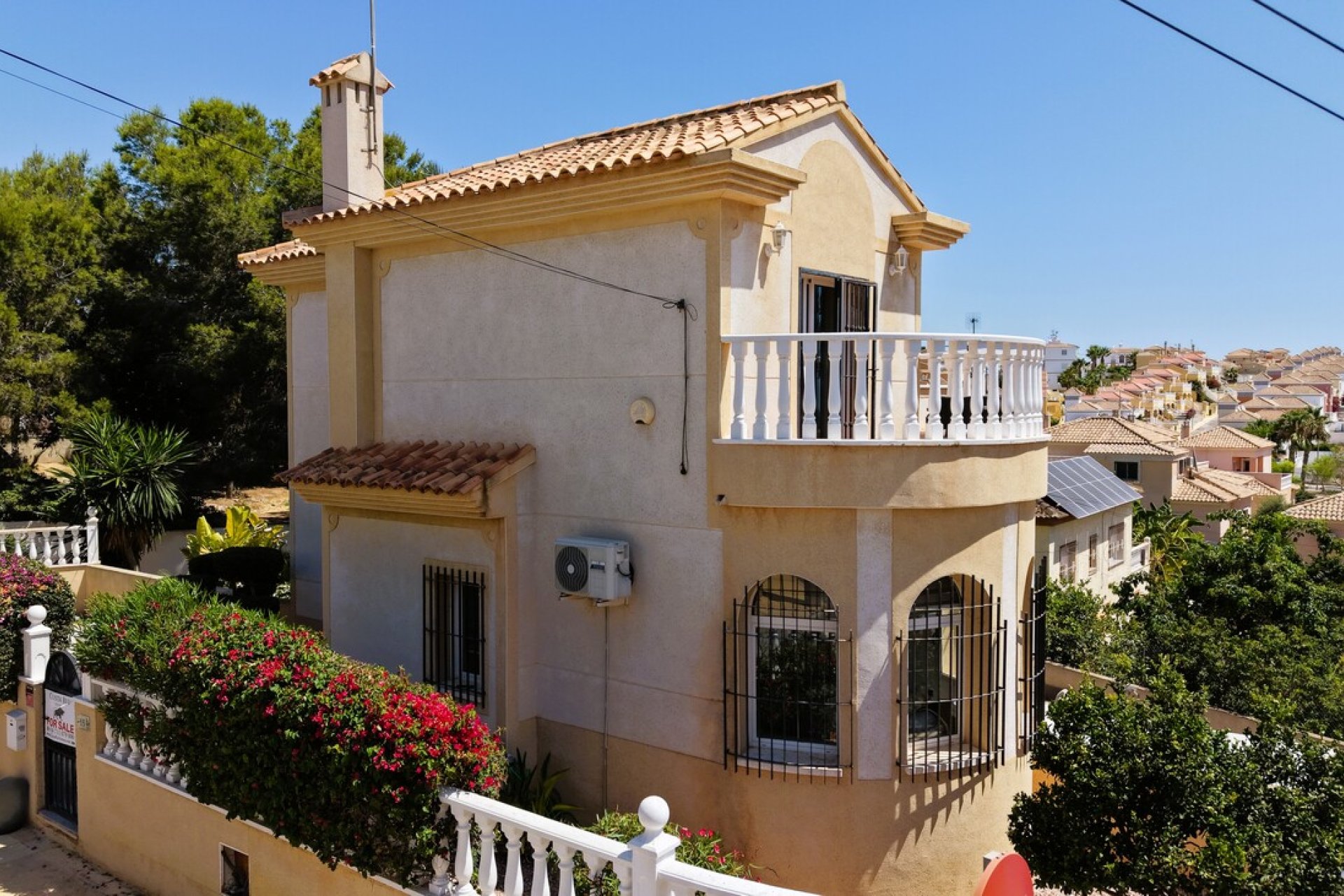 Resale - Villa * - Villamartin * - Villamartín * 