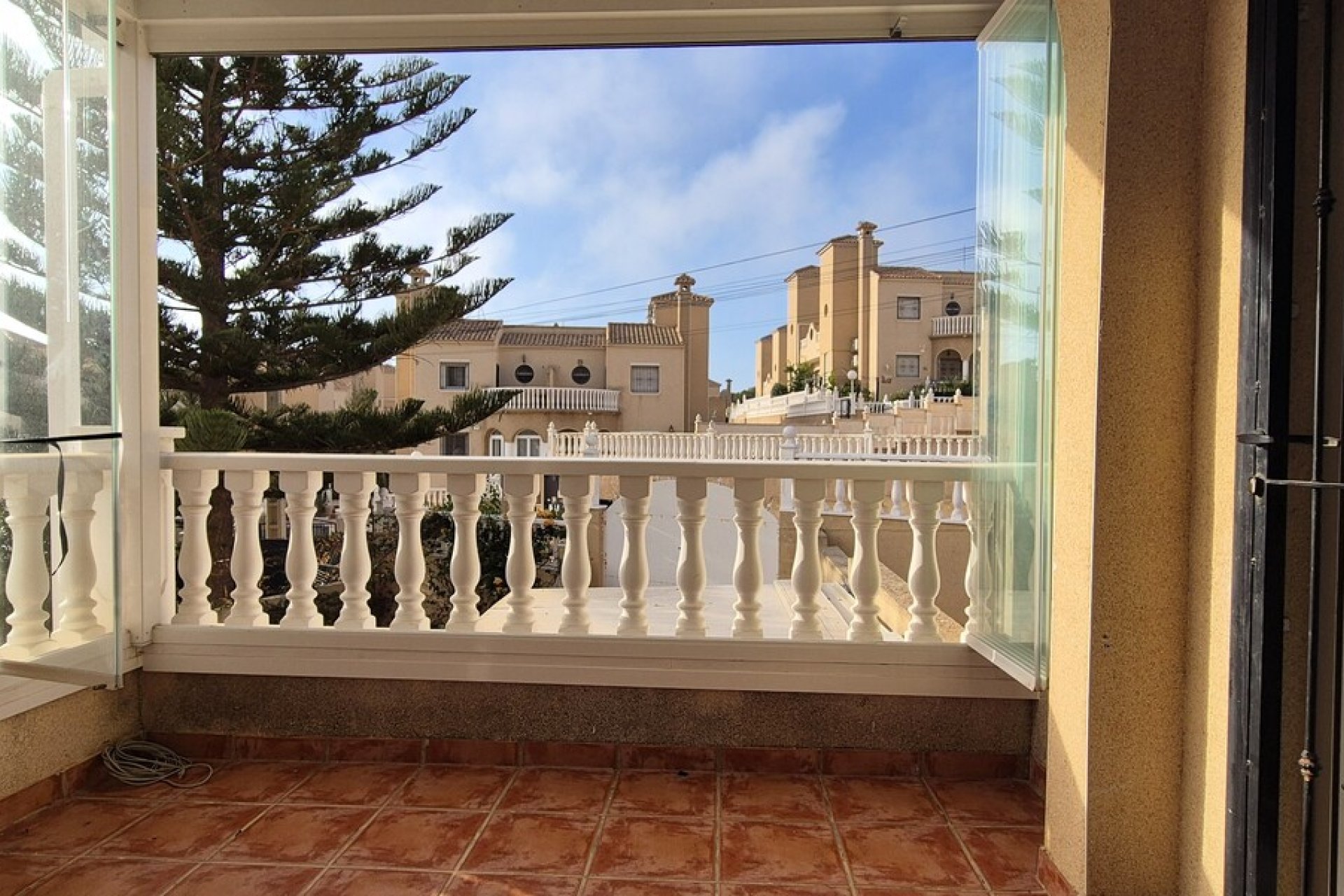 Resale - Villa * - Villamartin * - Villamartín * 