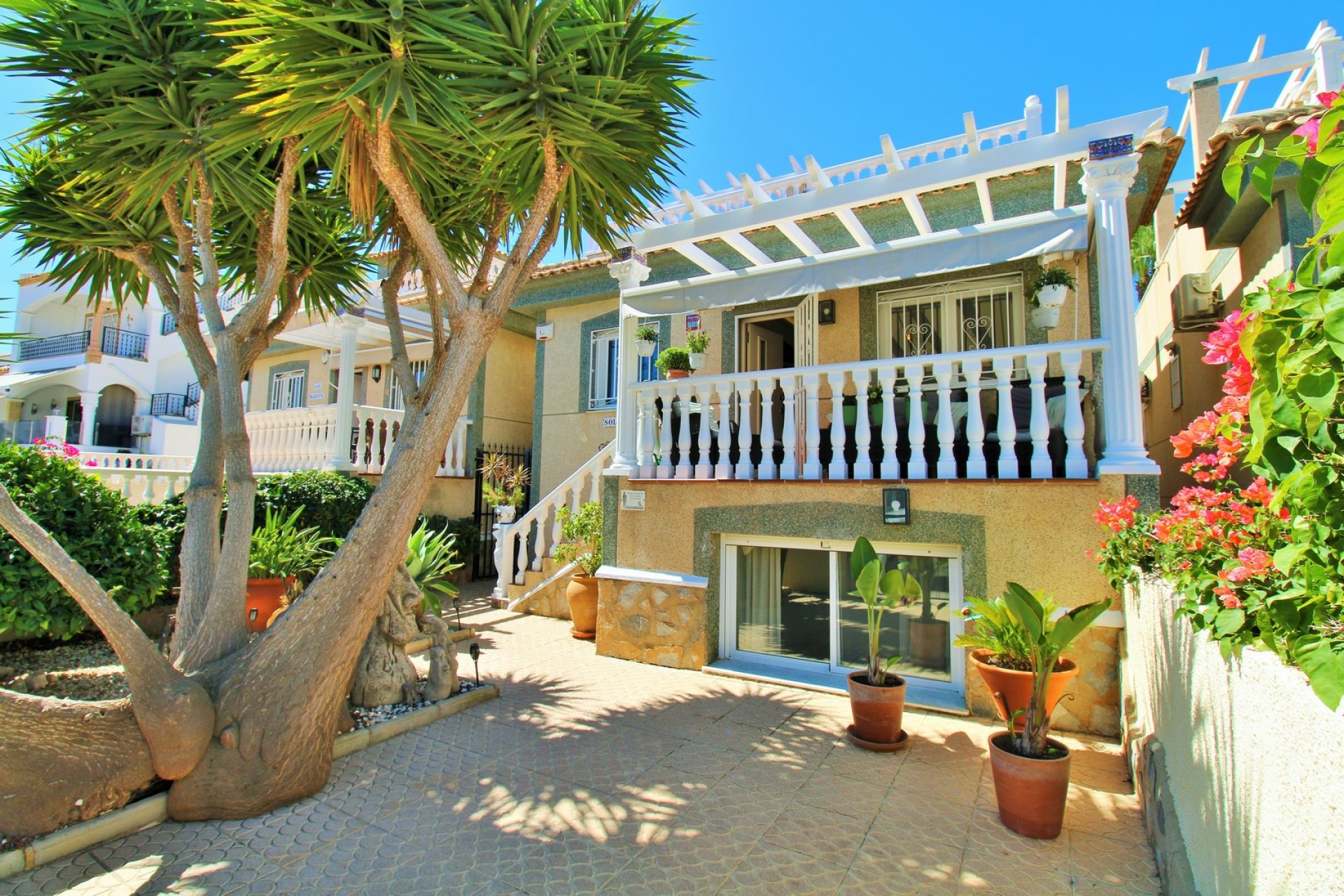 Resale - Villa * - Villamartin * - Villamartín * 