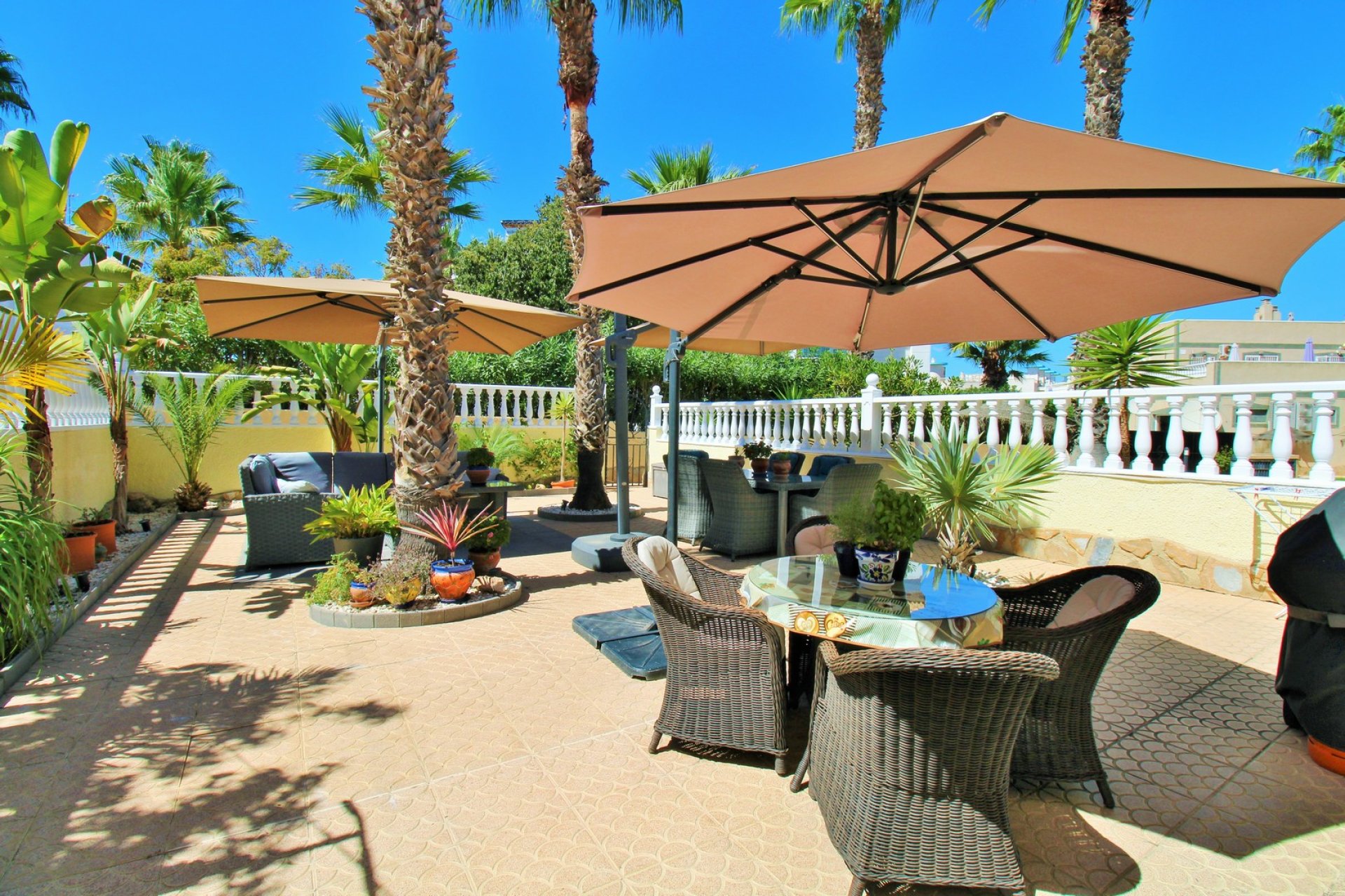 Resale - Villa * - Villamartin * - Villamartín * 