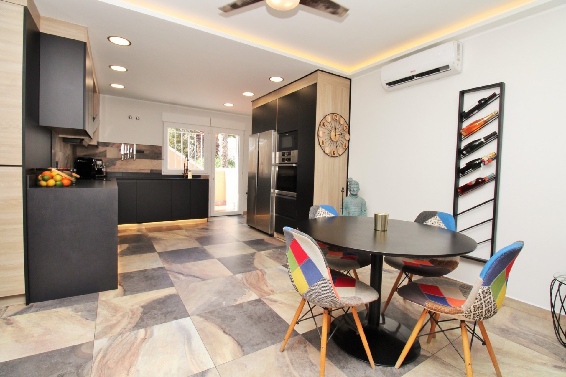 Resale - Villa * - Villamartin * - Villamartín * 
