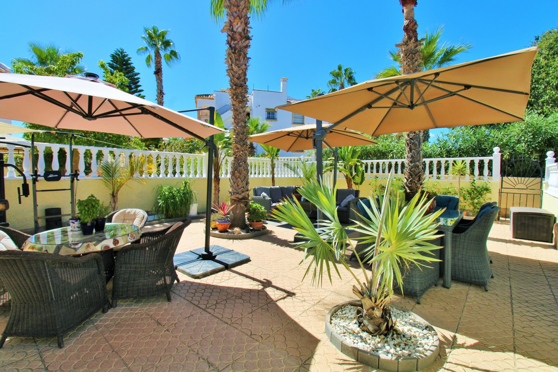 Resale - Villa * - Villamartin * - Villamartín * 