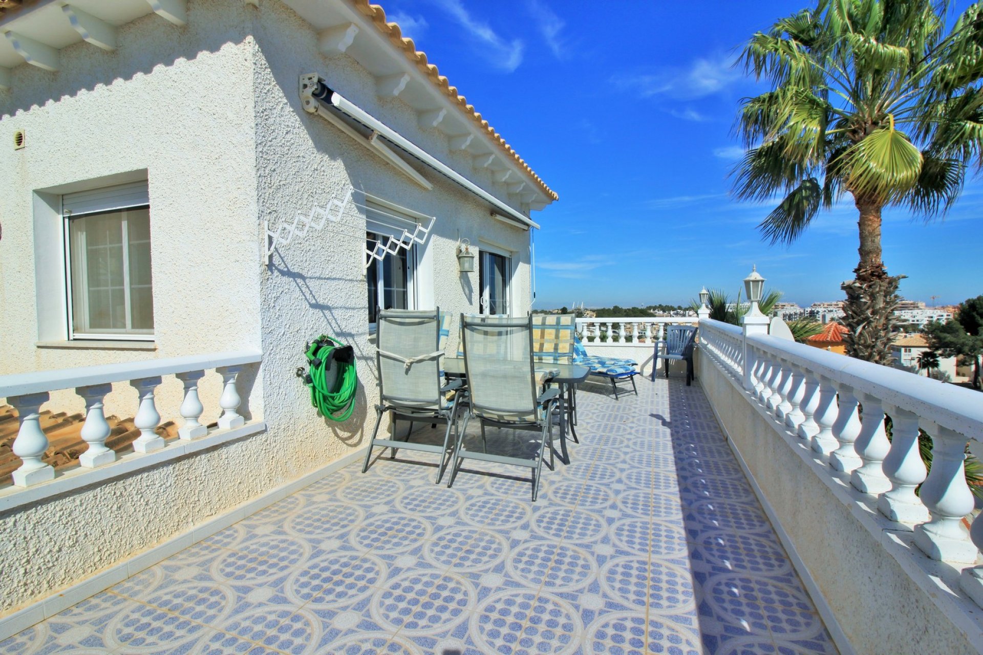 Resale - Villa - Villamartin - Villamartín