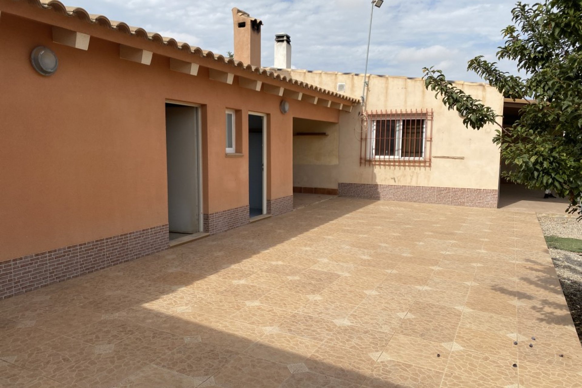 Resale - Village house - Fuente Álamo