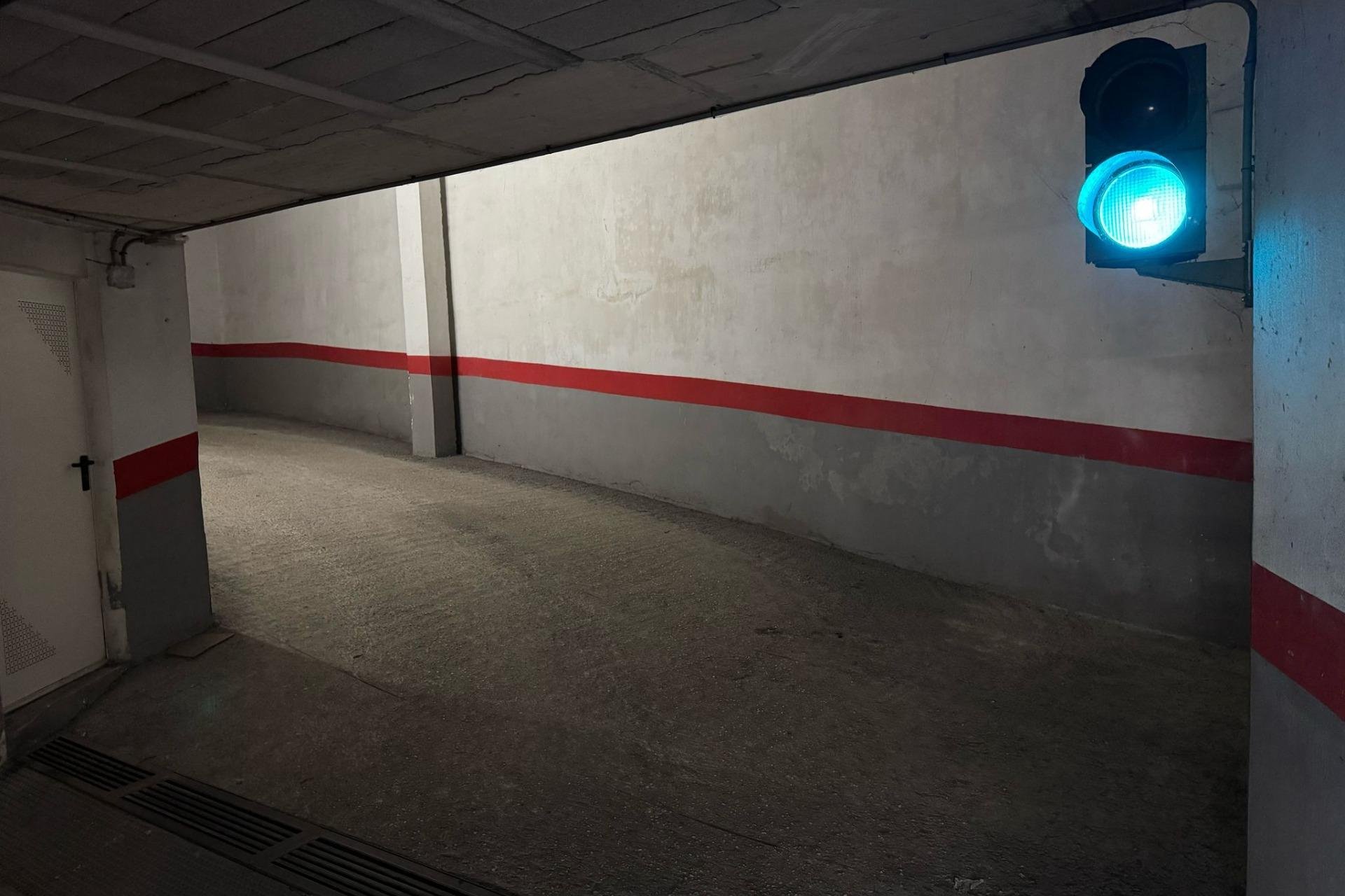 Reventa - Aparcamiento - Torrevieja