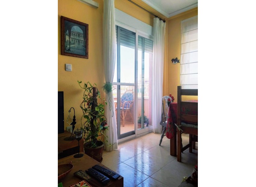 Reventa - Apartamento / Piso - Algorfa