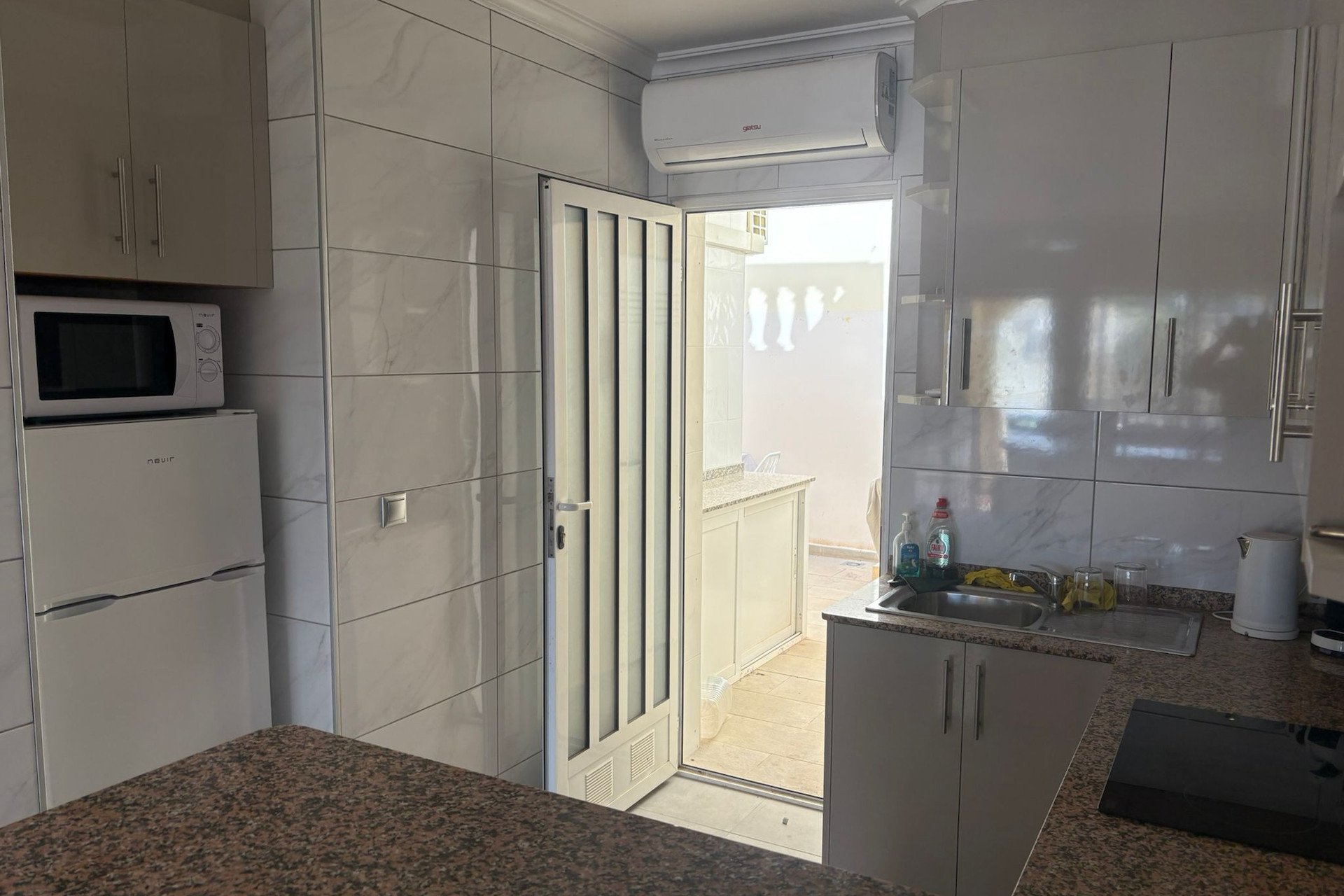 Reventa - Apartamento / Piso - Algorfa