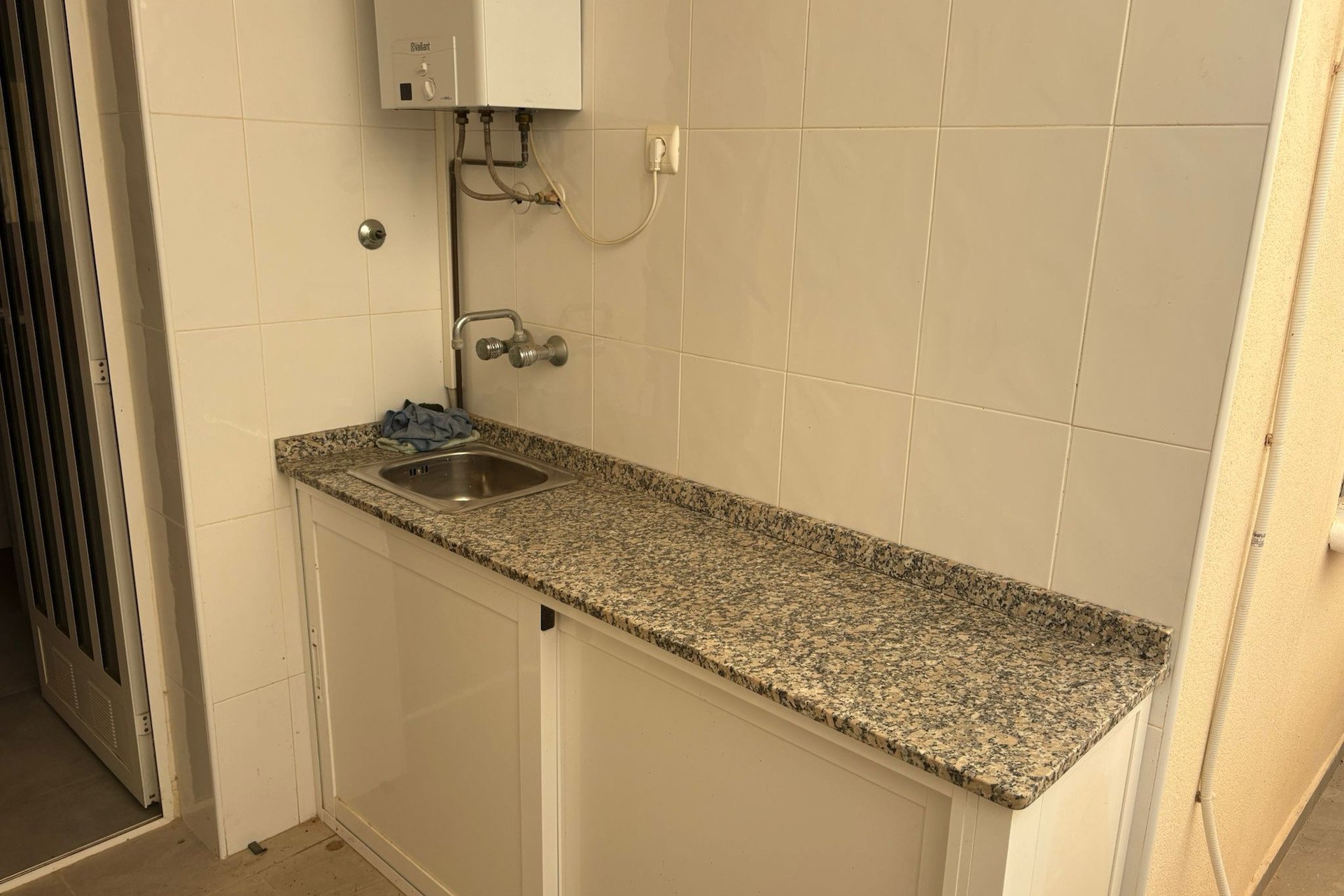 Reventa - Apartamento / Piso - Algorfa