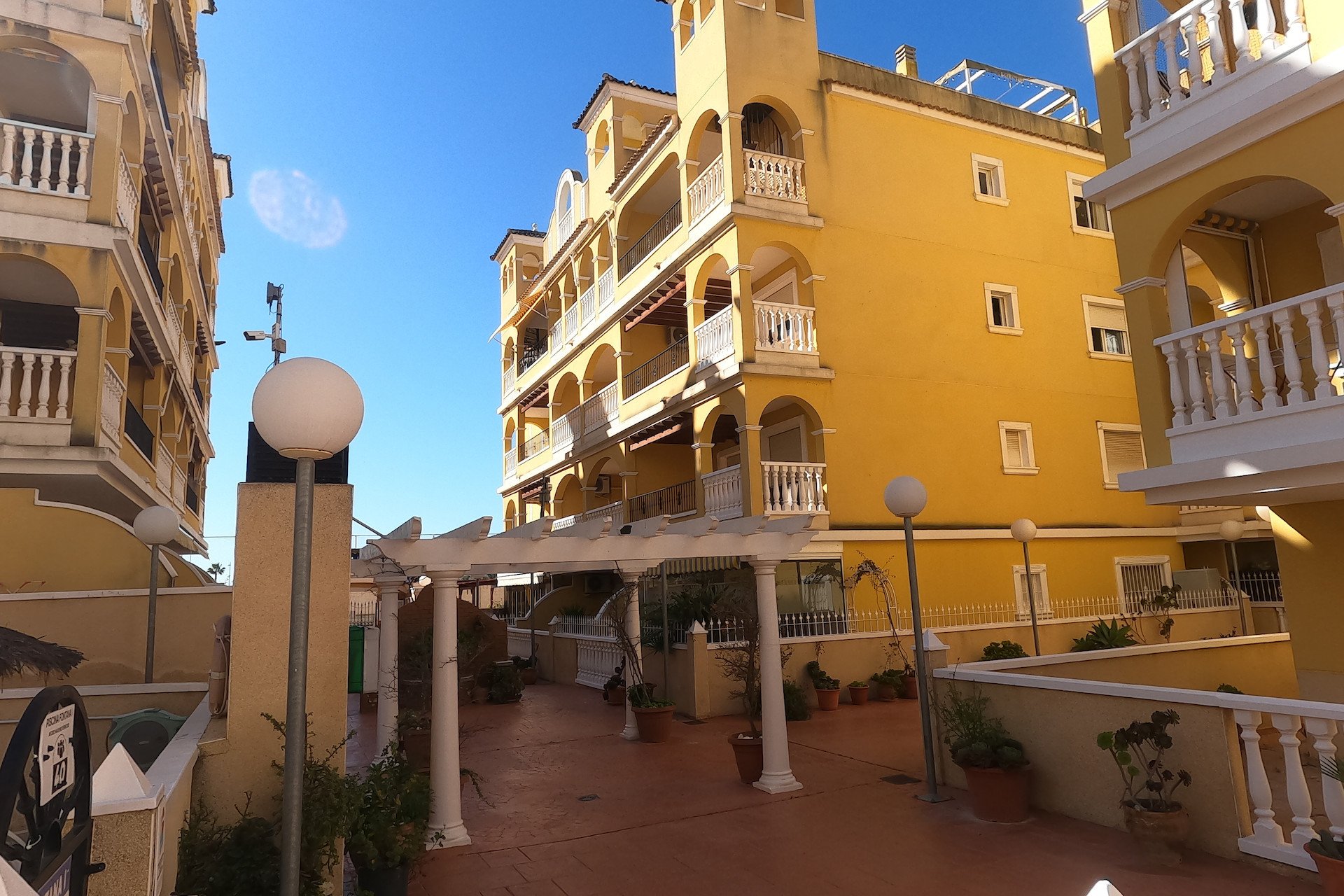 Reventa - Apartamento / Piso - Algorfa