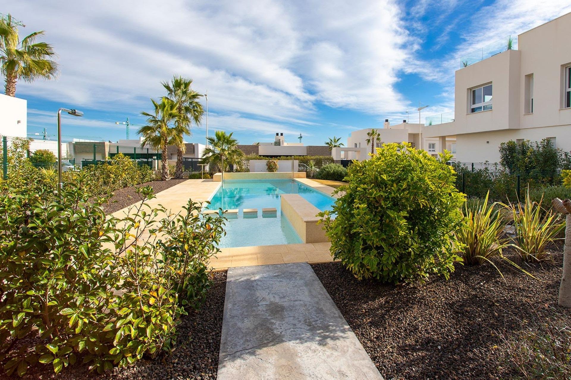 Reventa - Apartamento / Piso - Algorfa