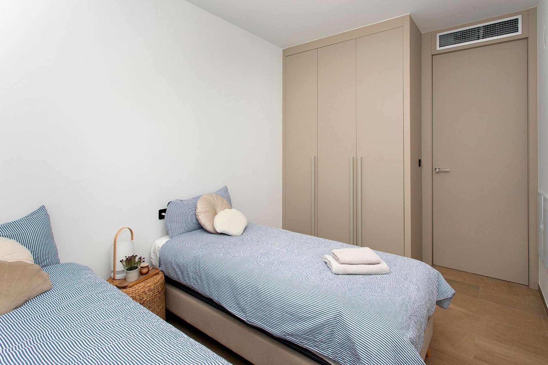 Reventa - Apartamento / Piso - Algorfa