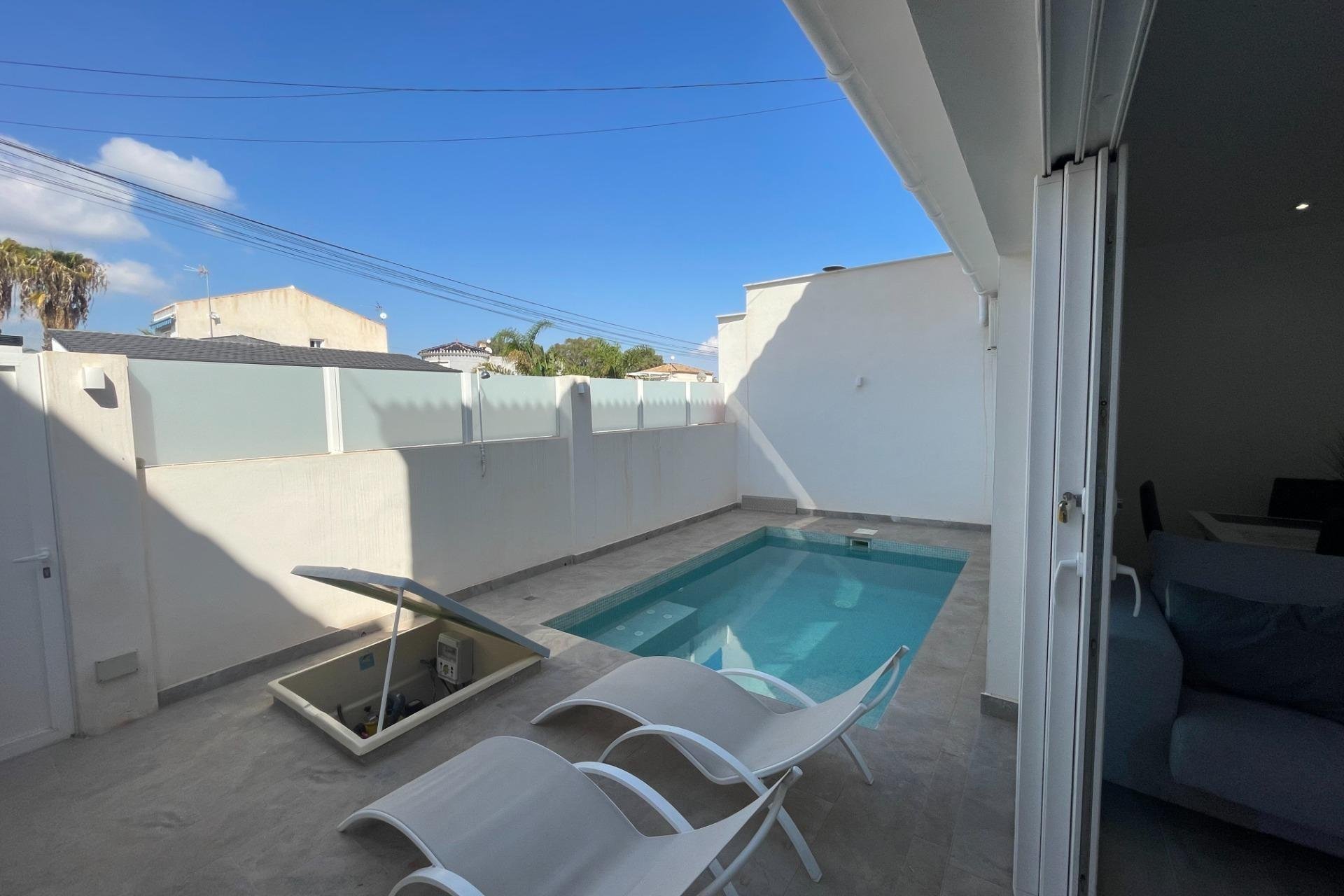 Reventa - Apartamento / Piso - Cabo Roig