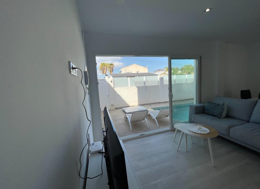Reventa - Apartamento / Piso - Cabo Roig