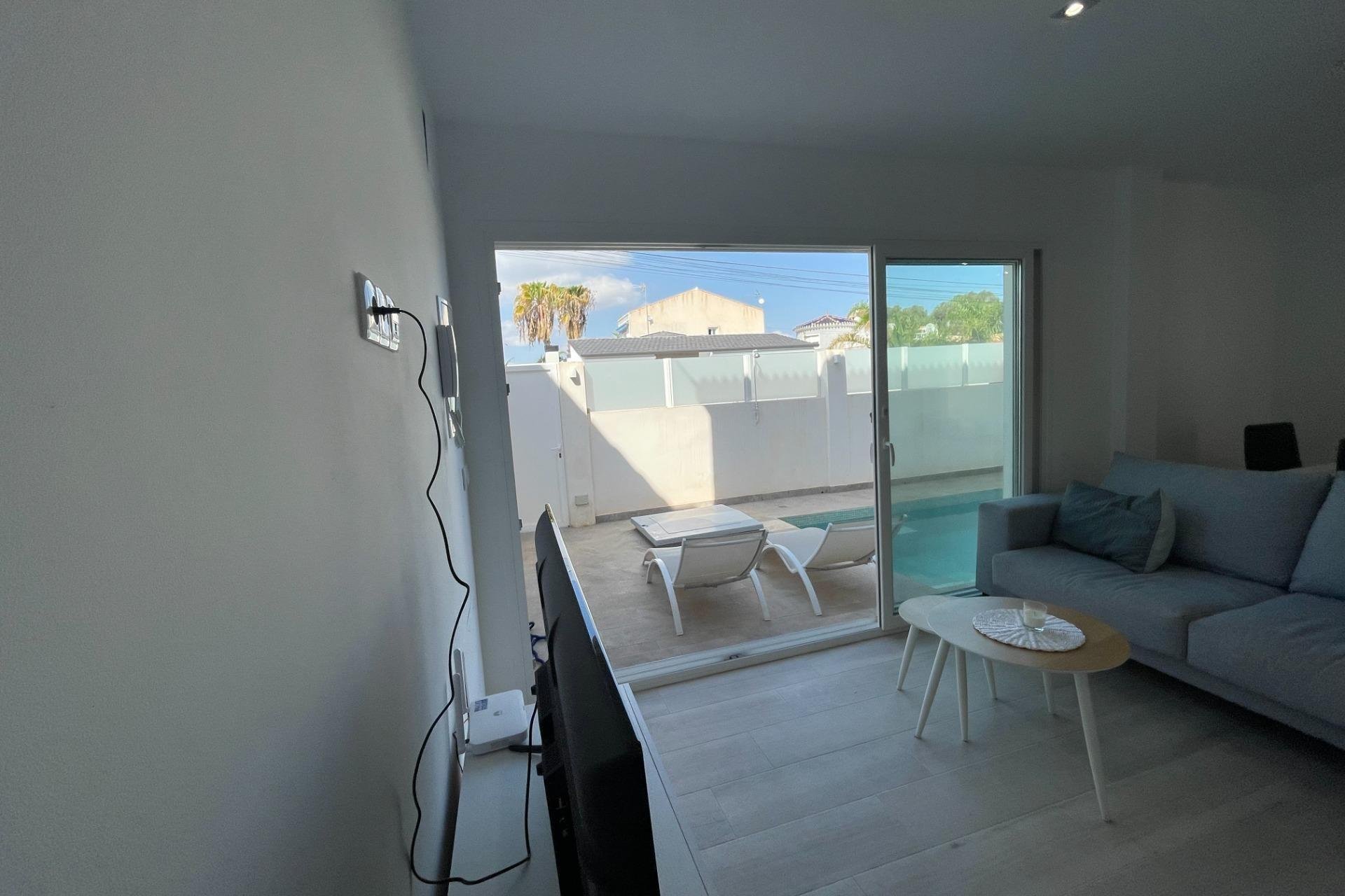 Reventa - Apartamento / Piso - Cabo Roig