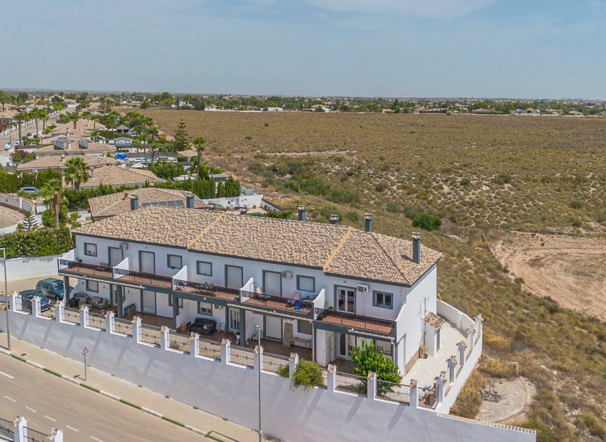 Reventa - Apartamento / Piso - Gea y Truyols - Lo Santiago