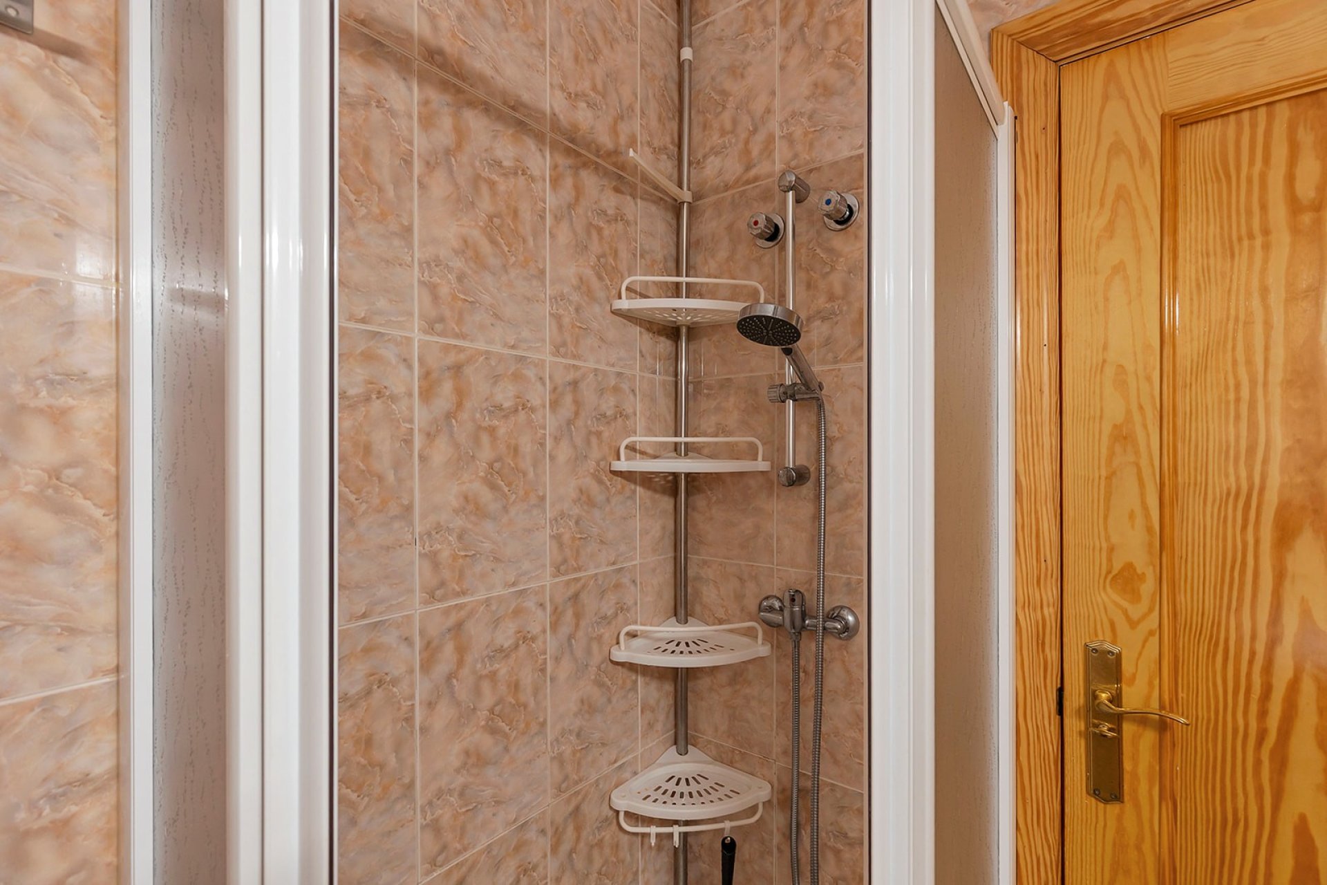 Reventa - Apartamento / Piso - Gea y Truyols - Lo Santiago