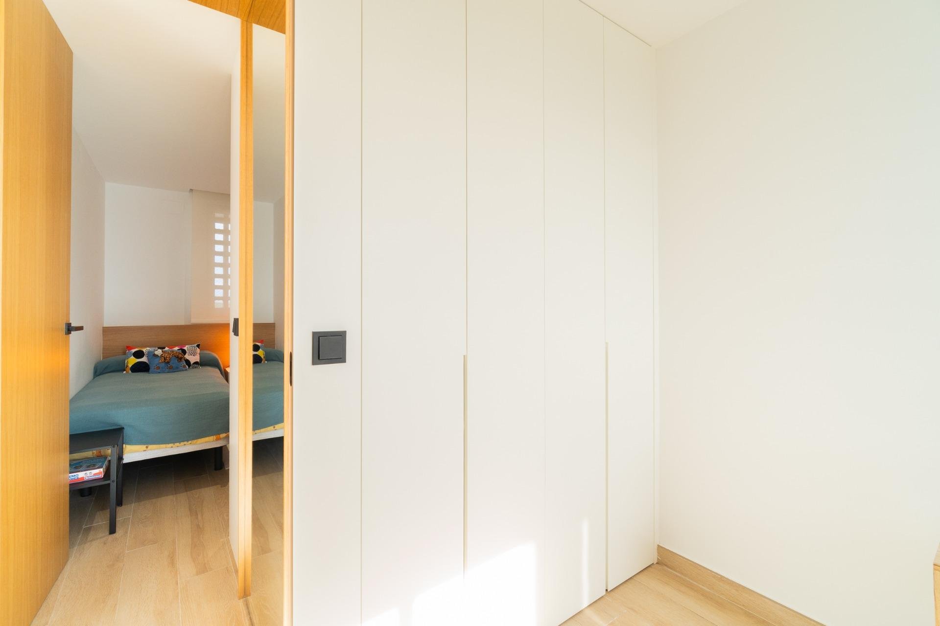 Reventa - Apartamento / Piso - Guardamar del Segura - Puerto Deportivo