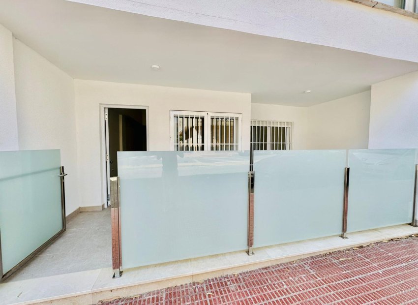 Reventa - Apartamento / piso - Guardamar del Segura