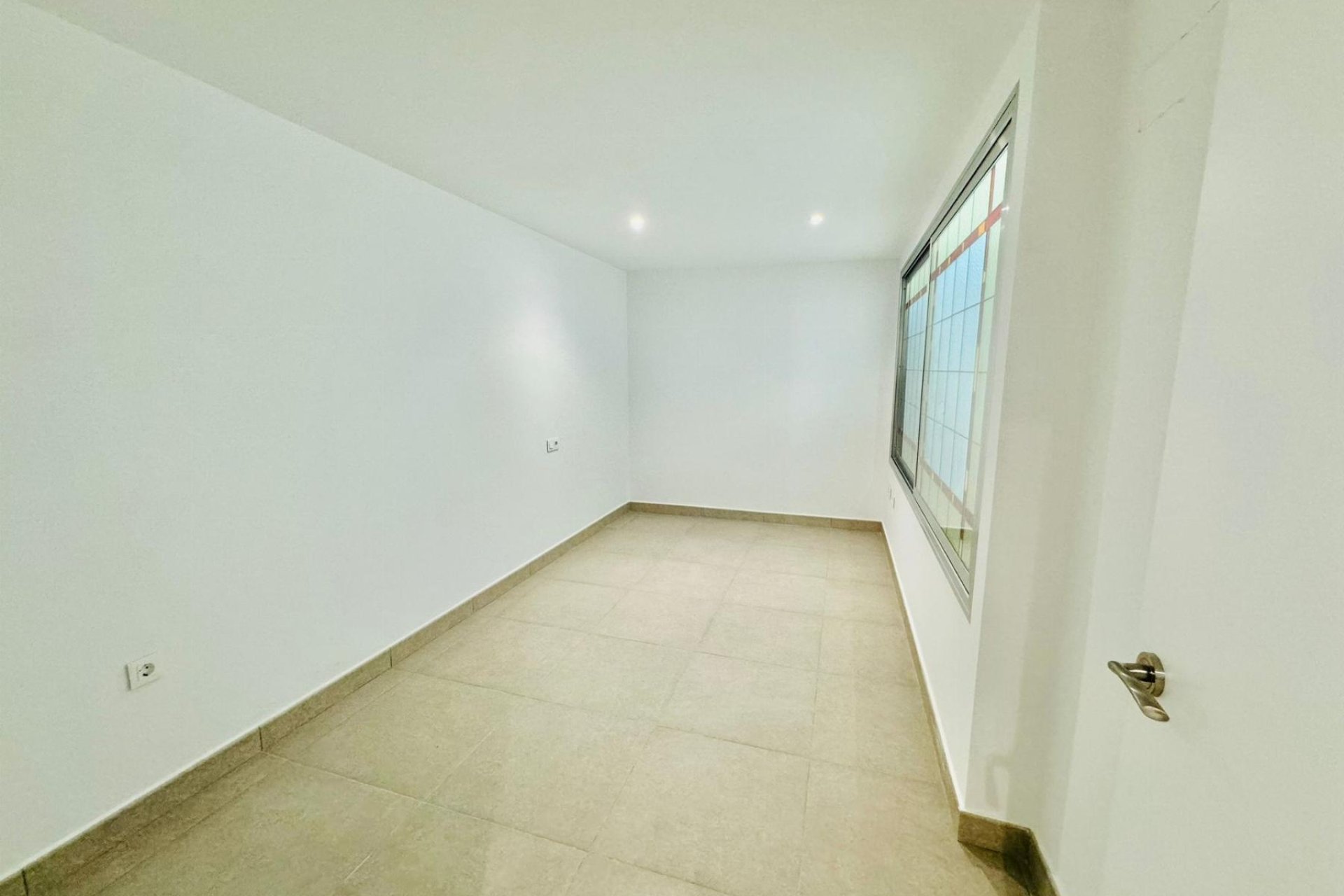 Reventa - Apartamento / piso - Guardamar del Segura