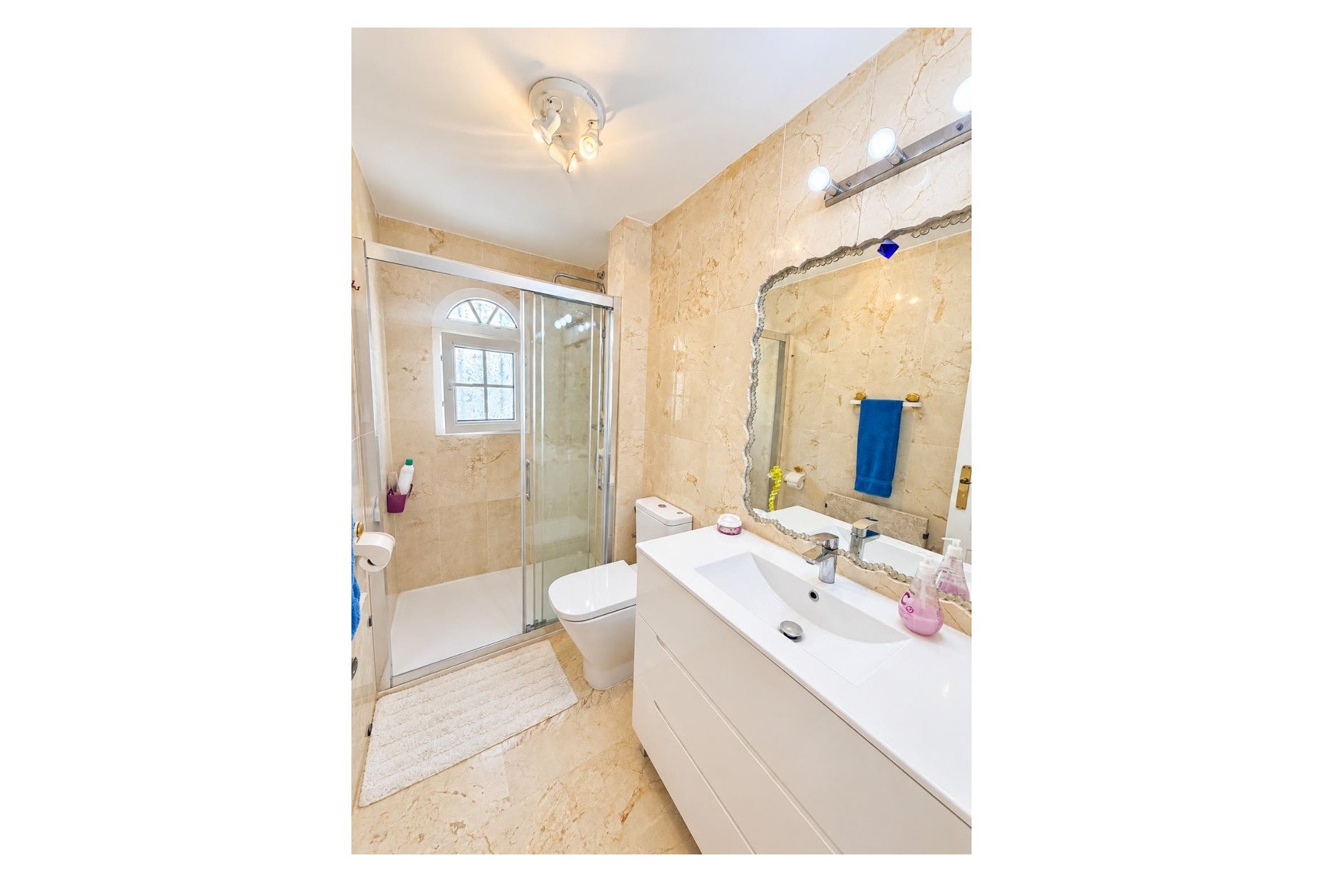 Reventa - Apartamento / Piso - Las Ramblas