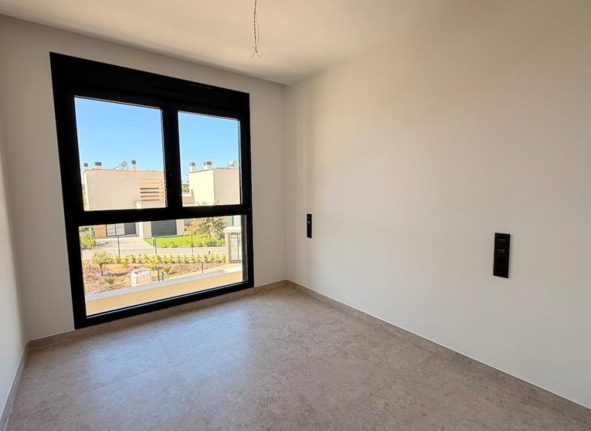 Reventa - Apartamento / Piso - Los Alcazares - Dolores de Pacheco-Santa Rosalía
