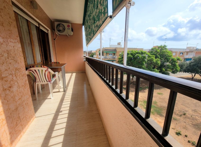 Reventa - Apartamento / Piso - Mar de Cristal
