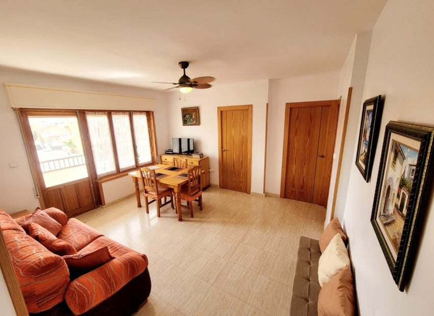 Reventa - Apartamento / Piso - Mar de Cristal