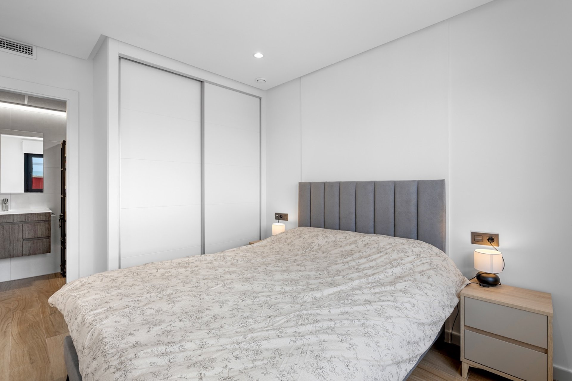 Reventa - Apartamento / Piso - Orihuela - Costa Blanca South