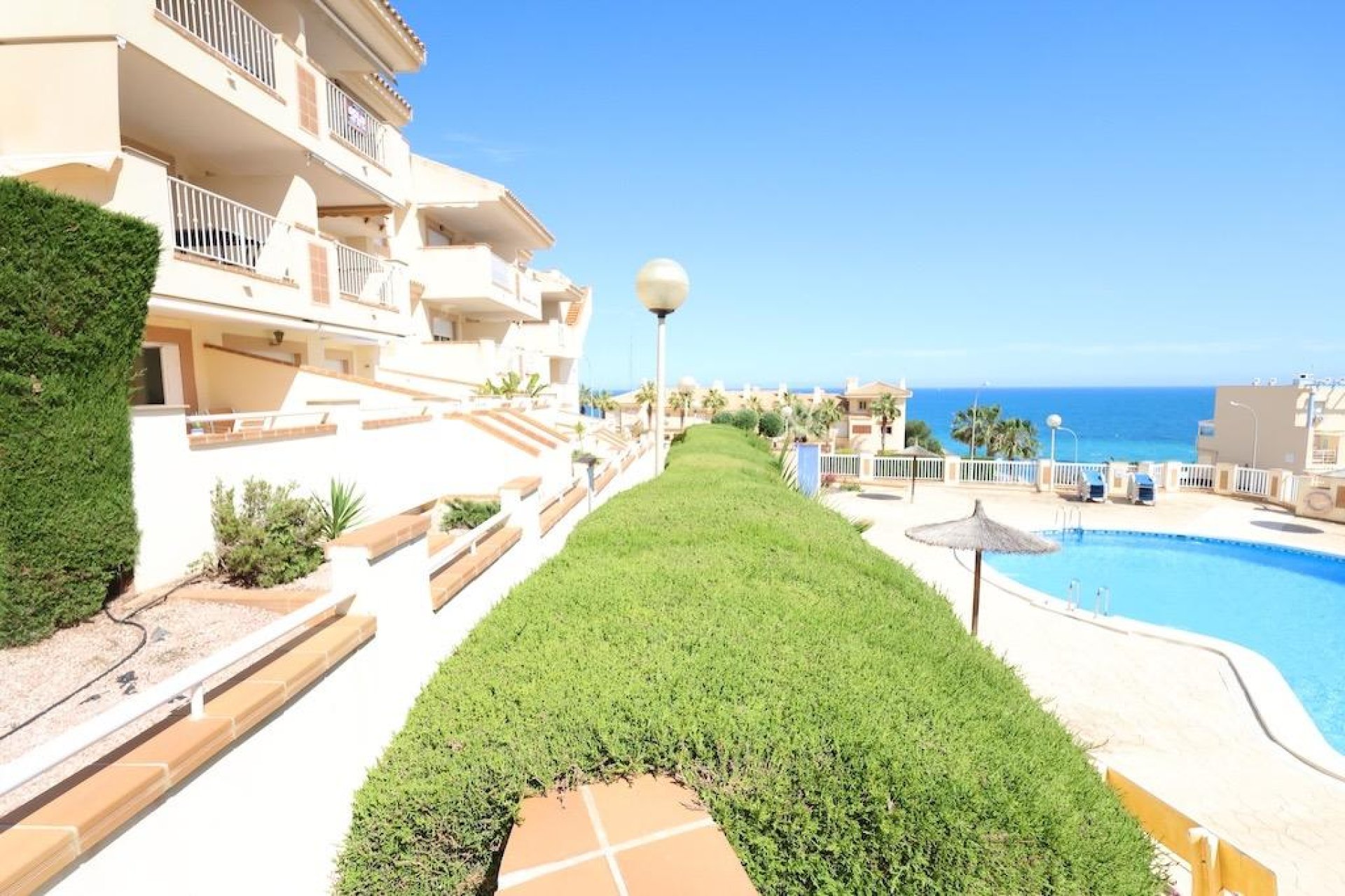 Reventa - Apartamento / Piso - Orihuela Costa - Campoamor