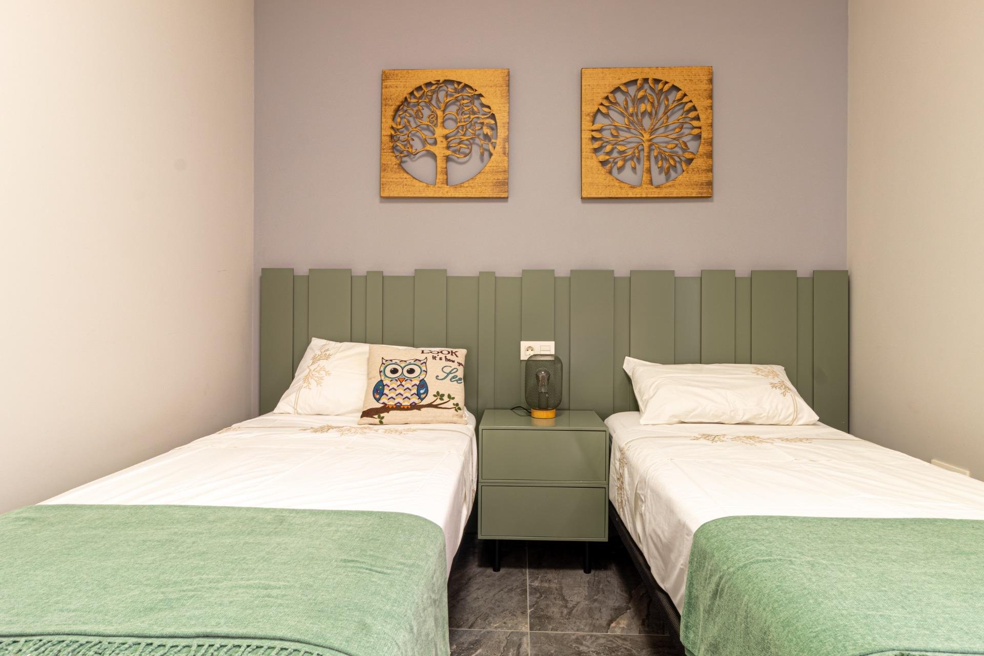 Reventa - Apartamento / Piso - Orihuela Costa - La Florida